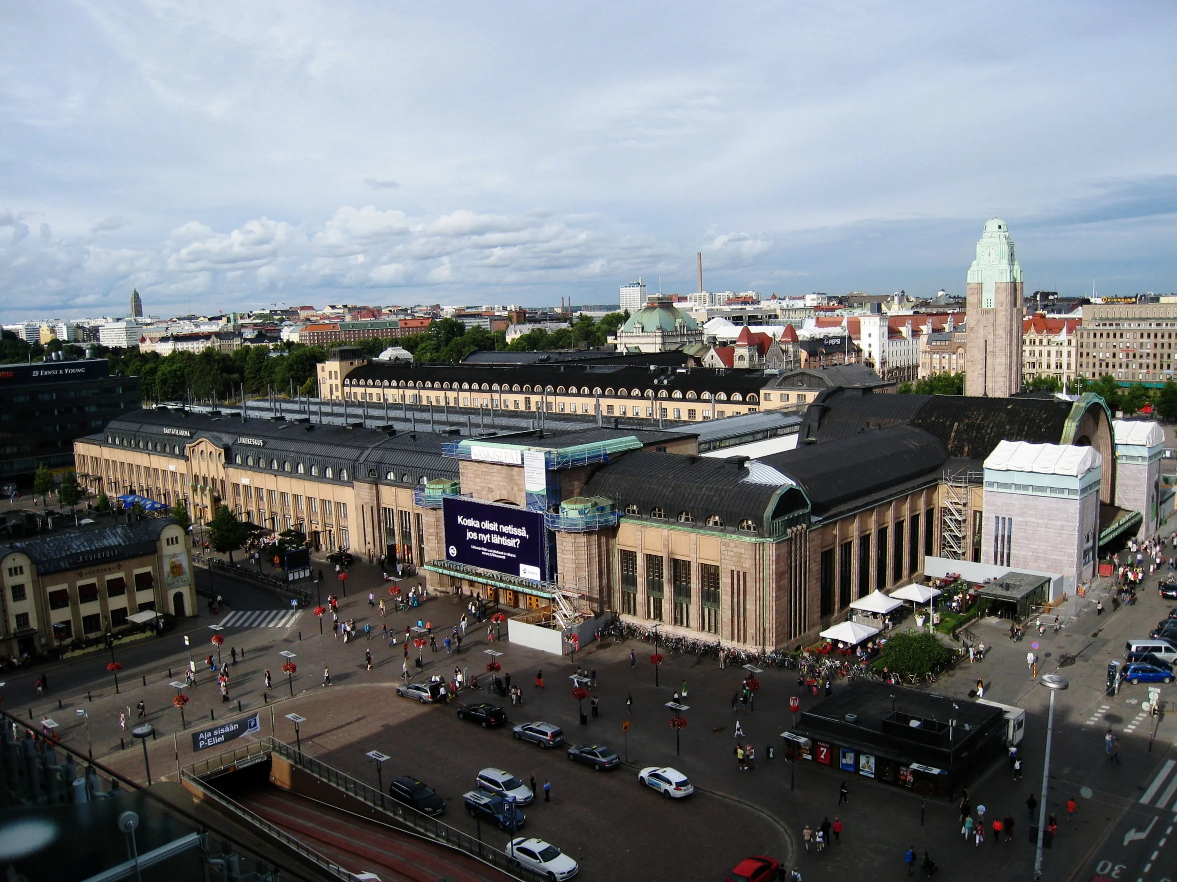  Helsinki--Railroad Station Plaza during the day 