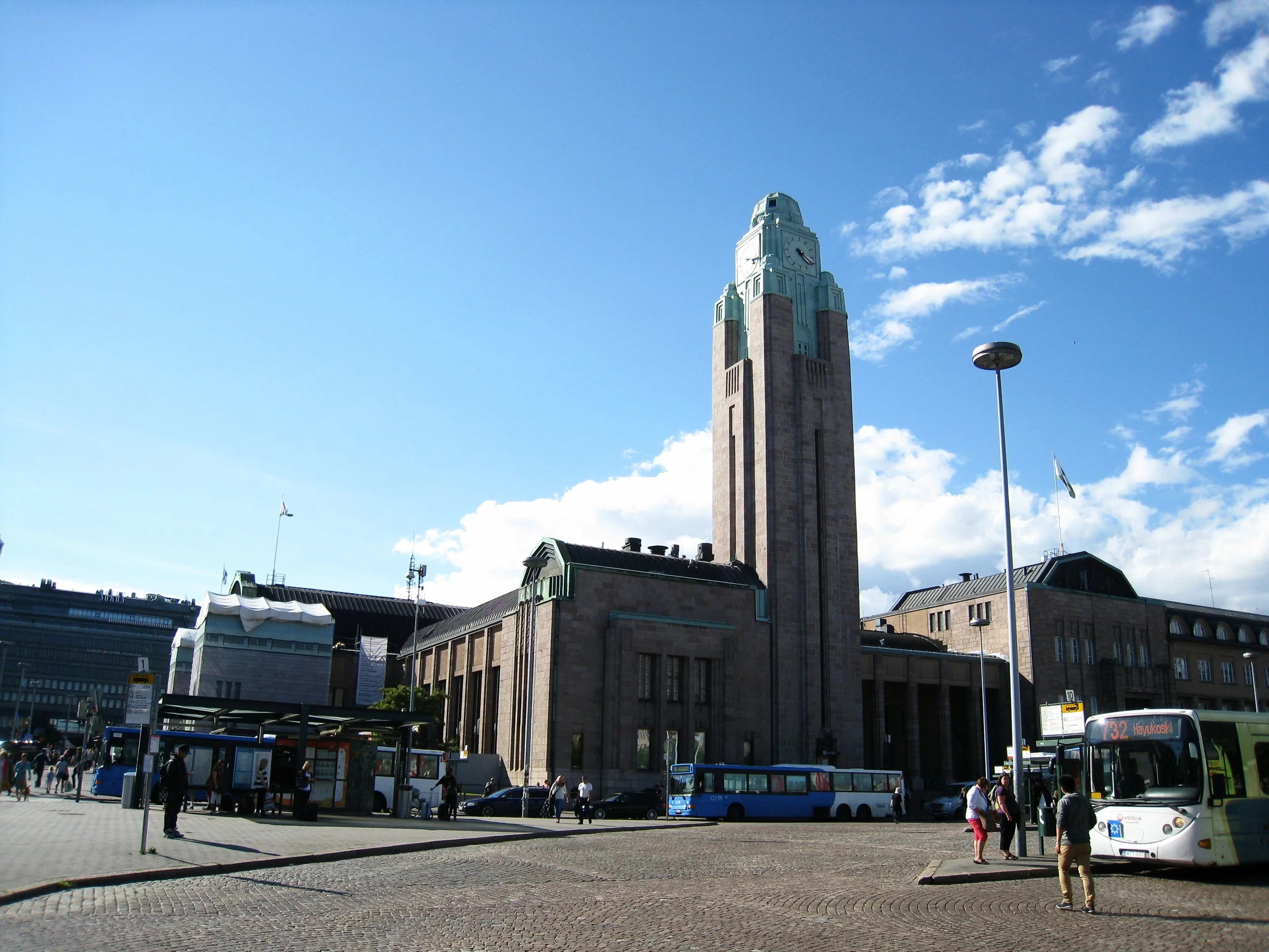  Helsinki--Railway Station--Clock Tower and side 