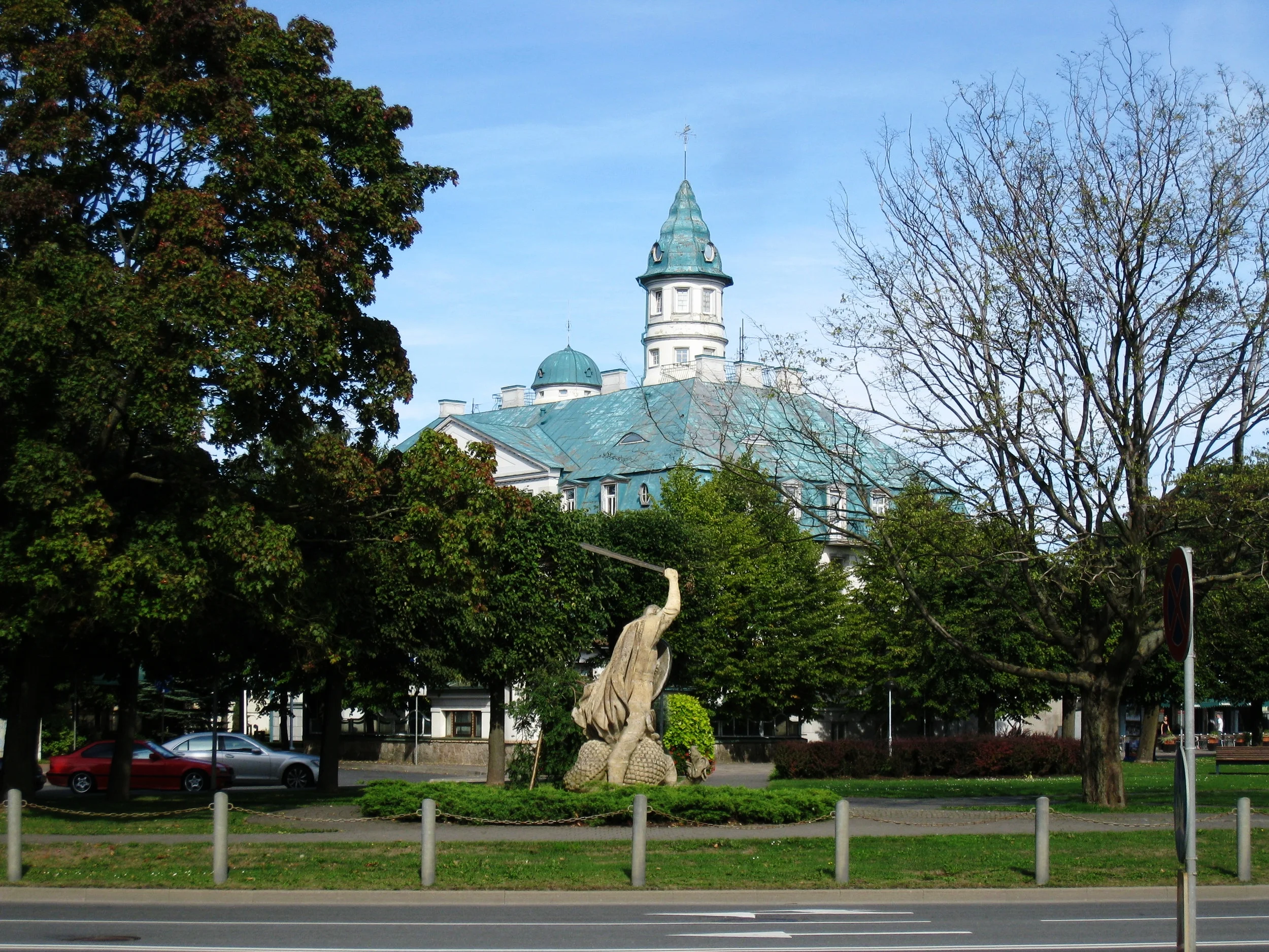  Majori--Jurmala--The Old Hotel and St. George and the Dragon 