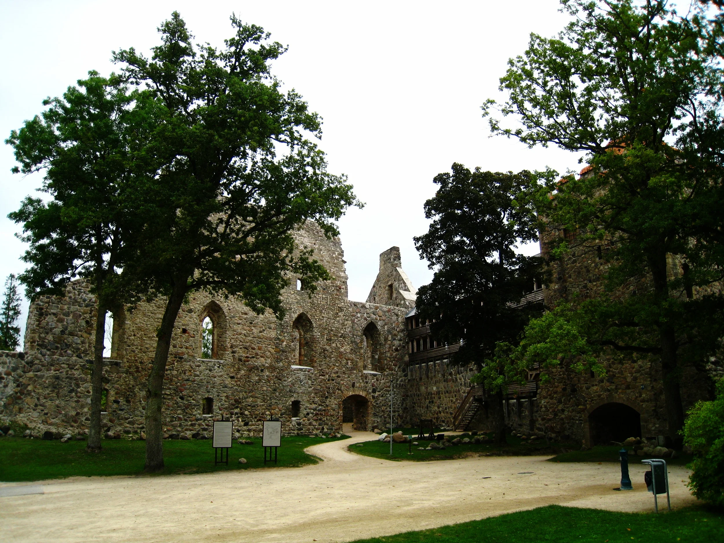  Sigulda (Vidzeme)--Sigulda Castle 