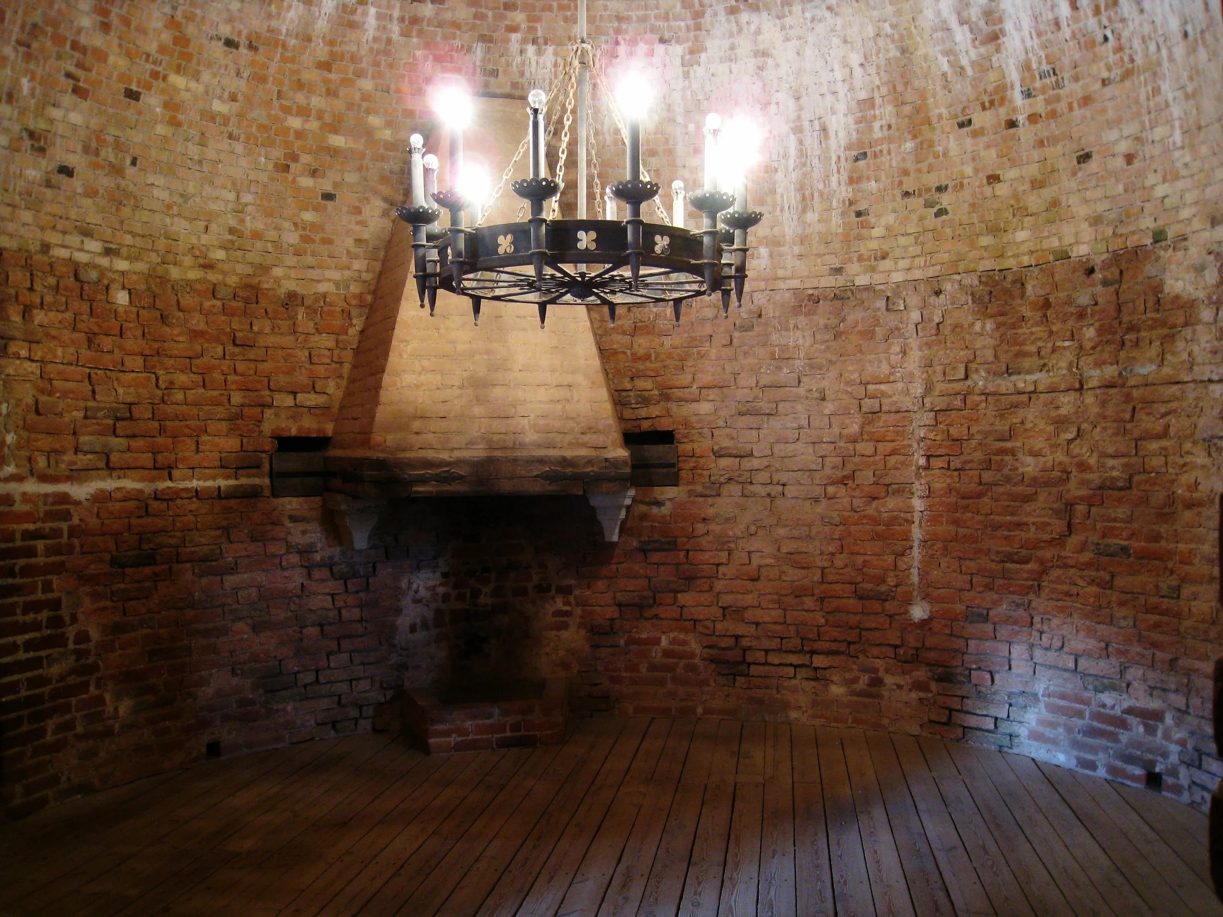  Segulda (Vidzeme)--Turaida Castle--Interior 
