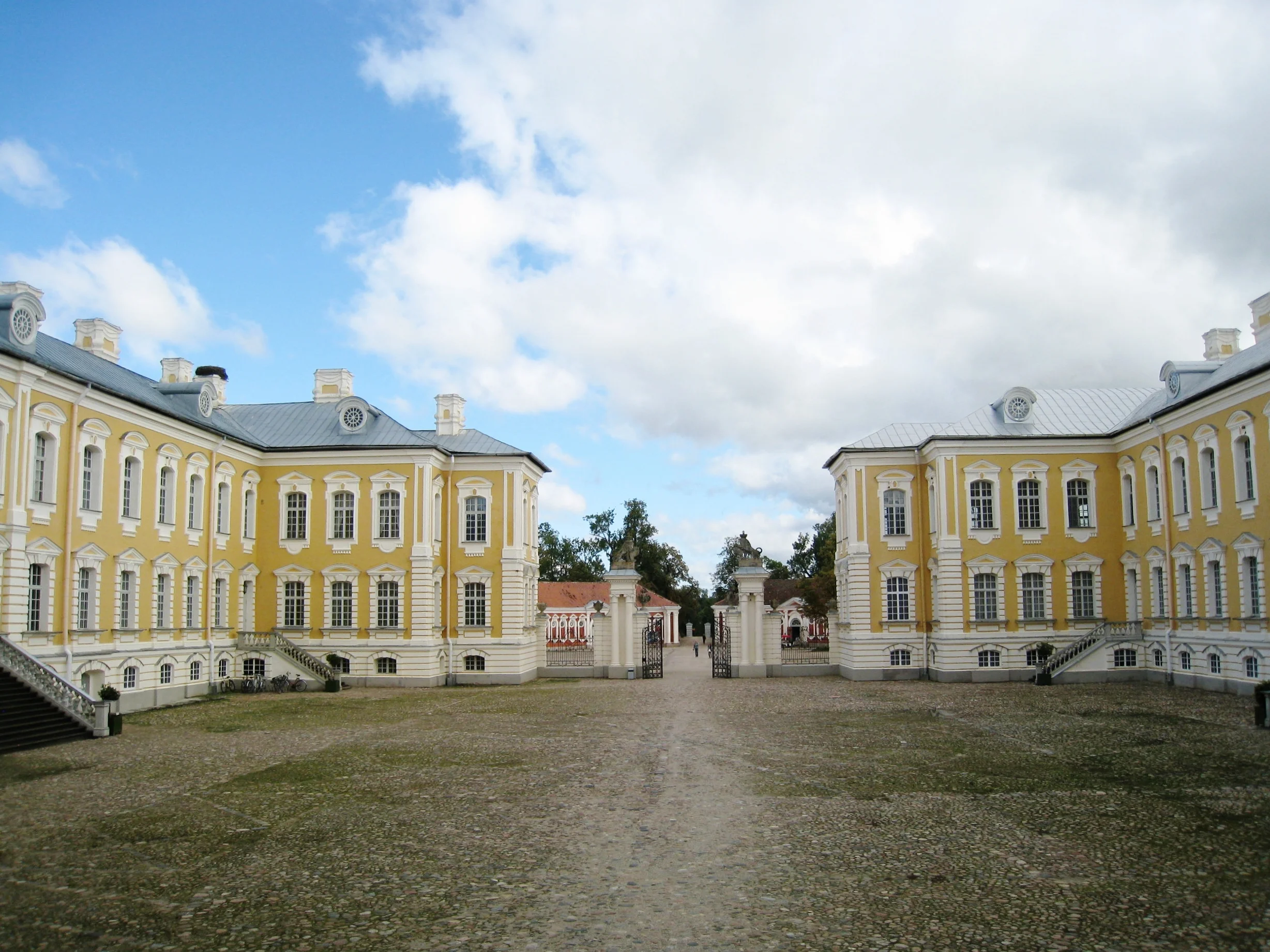  Rundale--Rundale House (Rastrelli) from 1700's--View from Front Entrance 