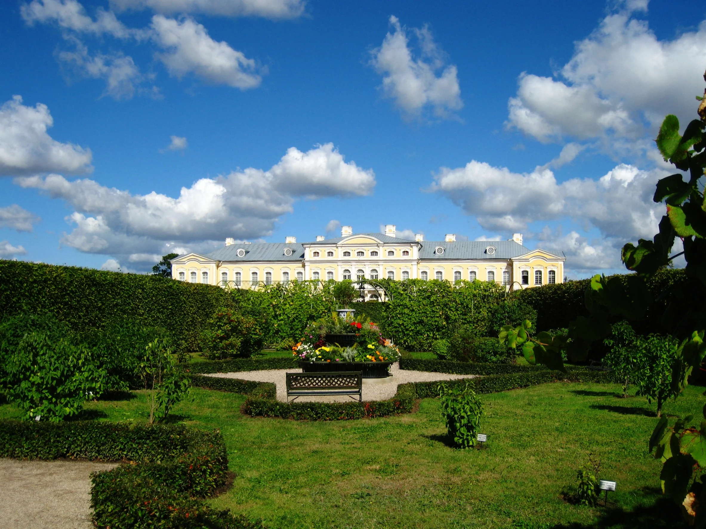  Rundale--Rundale House (Rastrelli) from 1700's--View of Garden 