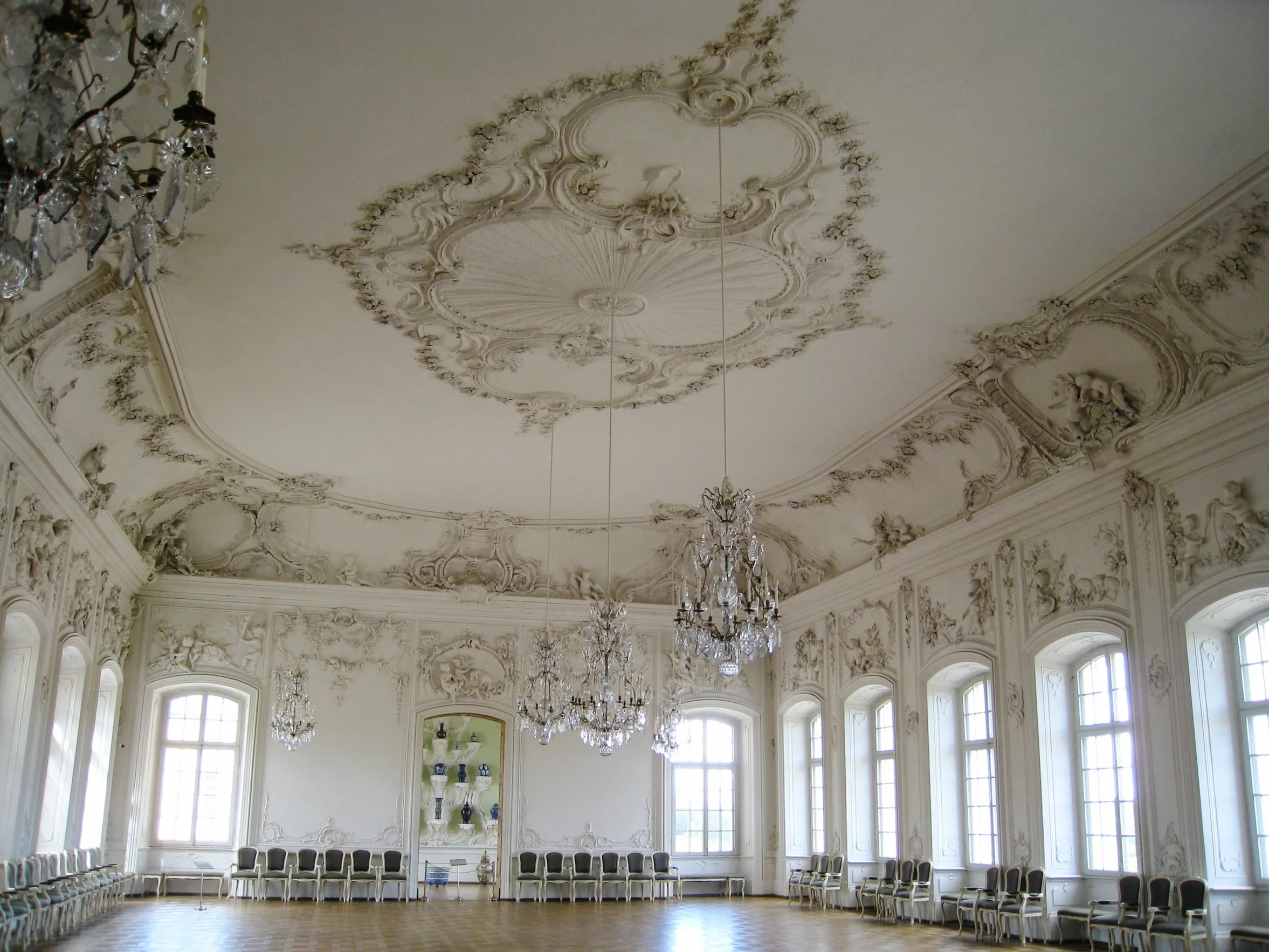  Rundale--Rundale House (Rastrelli) from 1700's--White Room 