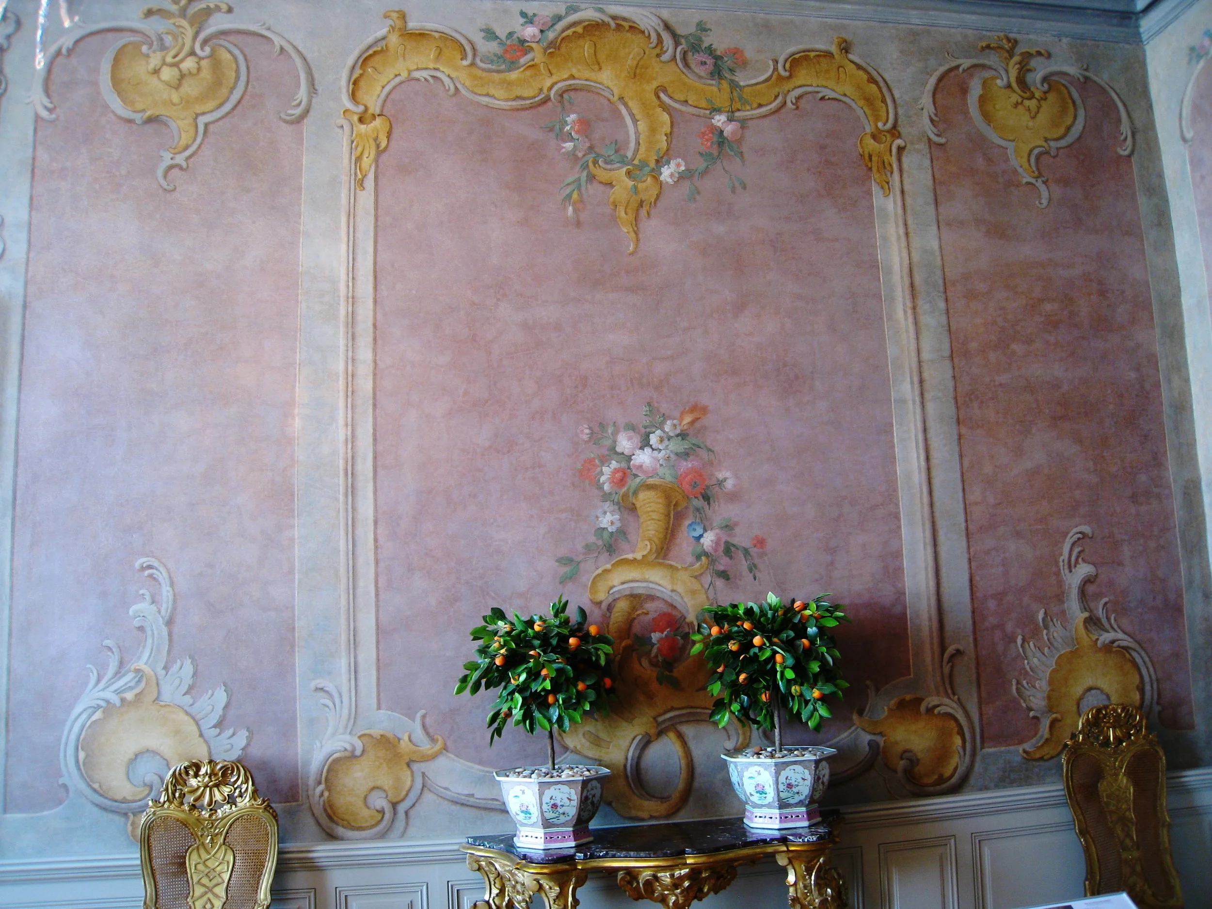  Rundale--Rundale House (Rastrelli) from 1700's--Count's Office--Detail of wall paintings 