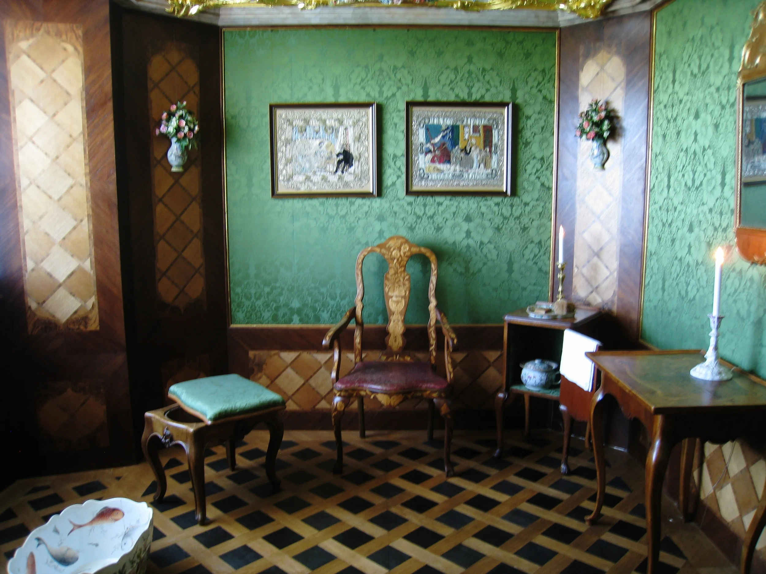  Rundale--Rundale House (Rastrelli) from 1700's--Bathroom 