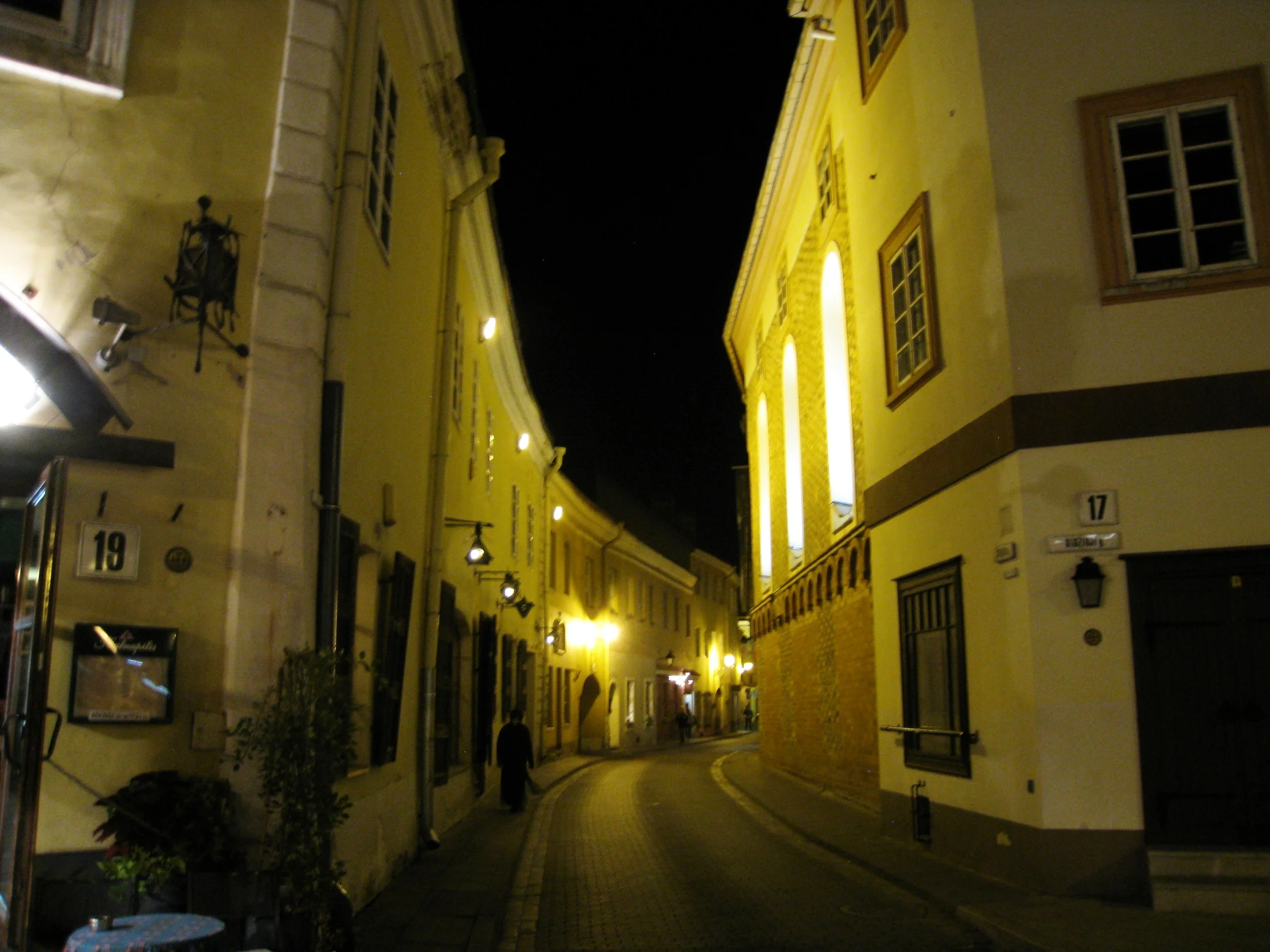 Vilnius--Old Town--Stiklu Gatve 