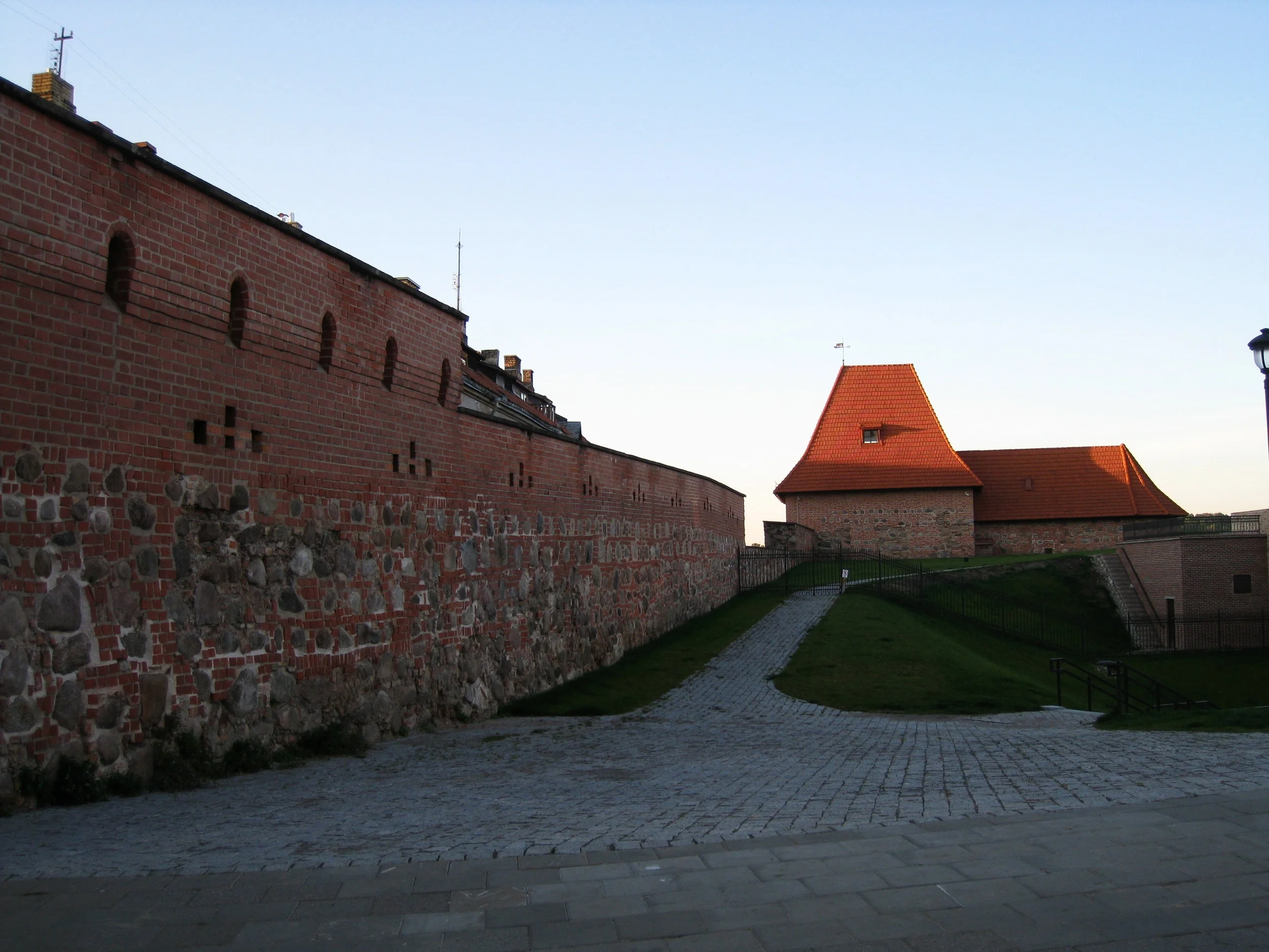  Vilnius--Old Town--Bastion of the City wall (reconstructed) 