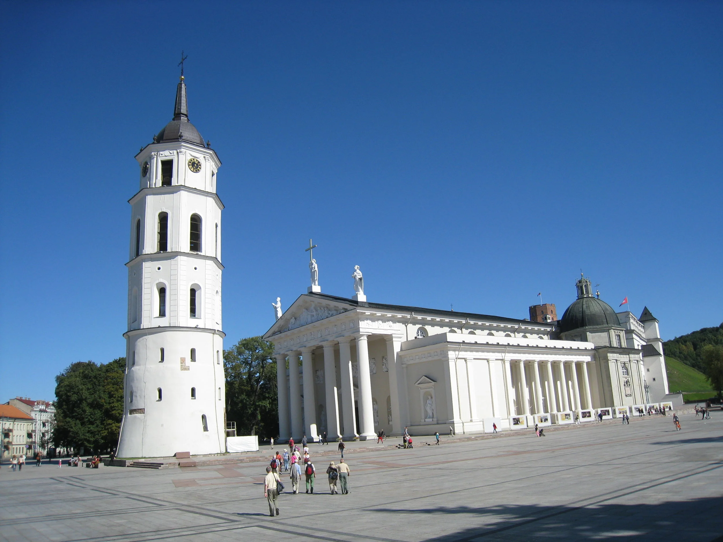  Vilnius--Old Town--Cathedral Square--Vilnius Cathedral and belfry (part of original Tower) 