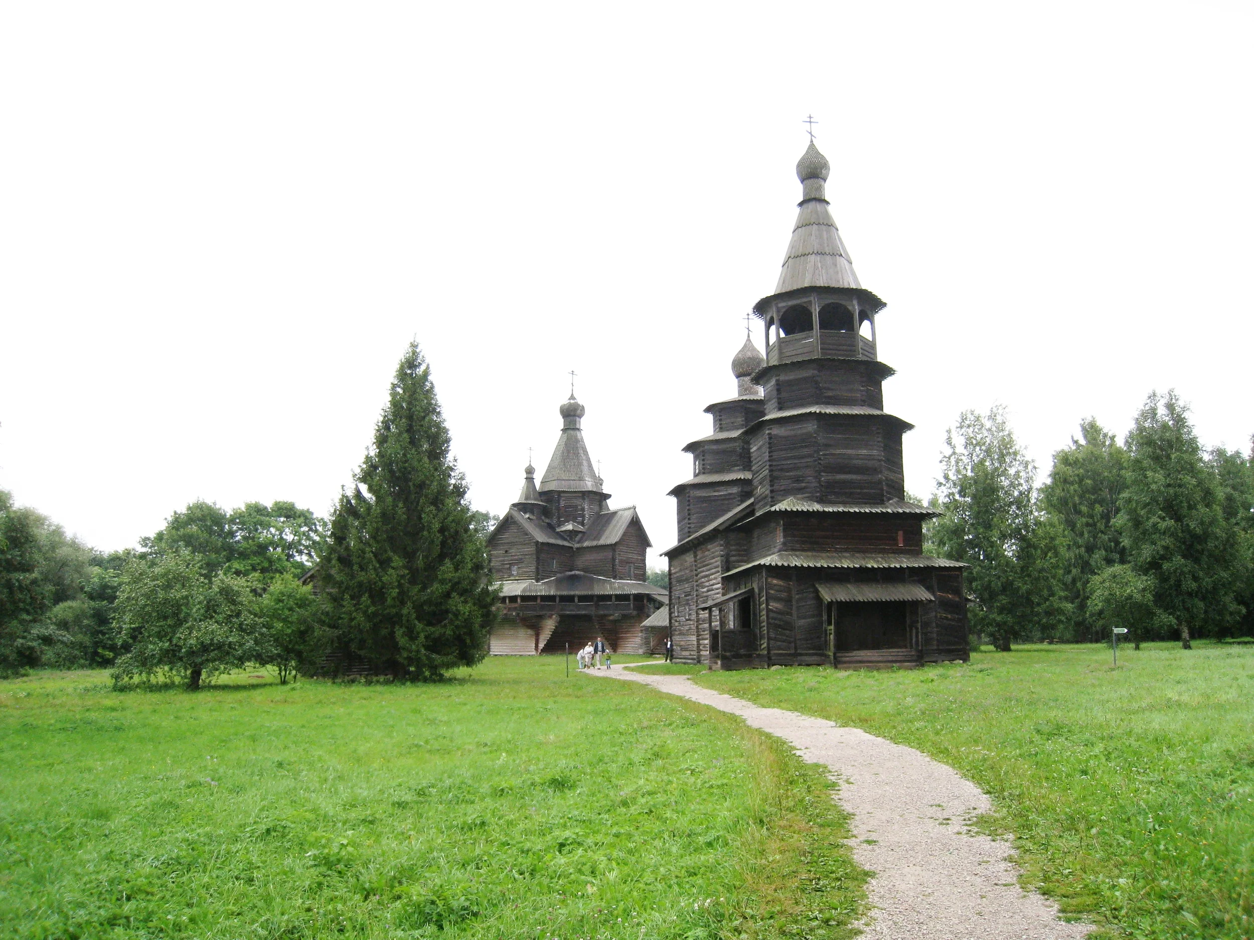  Novgorod--Outdoor Museum--Typical early (17th Century) Chapel 