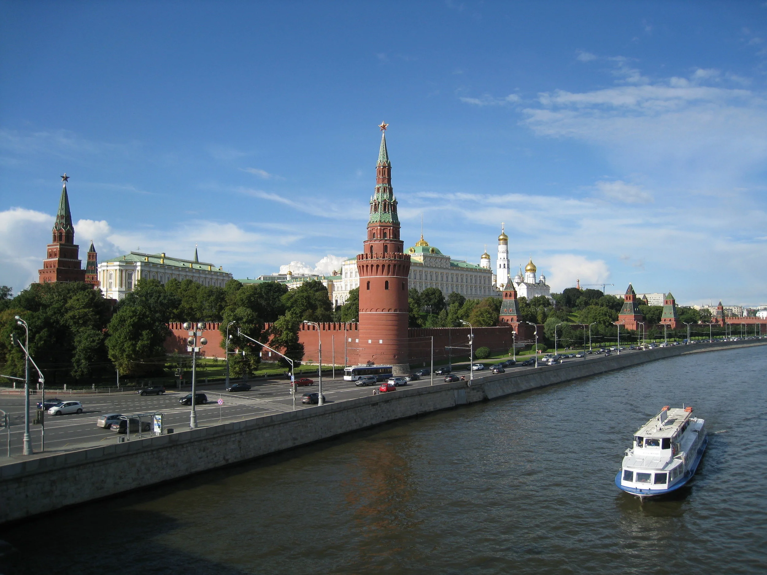  Moscow--Kremlin--From the Moscow River 