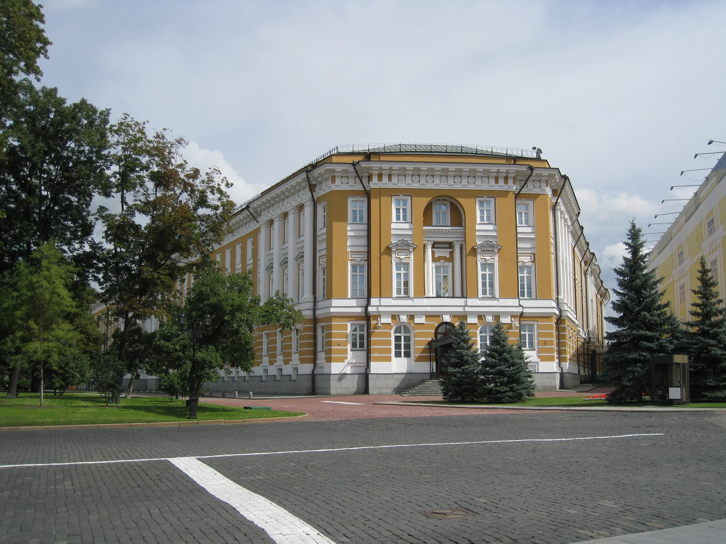  Moscow--Kremlin--The Senate and Putin's office 