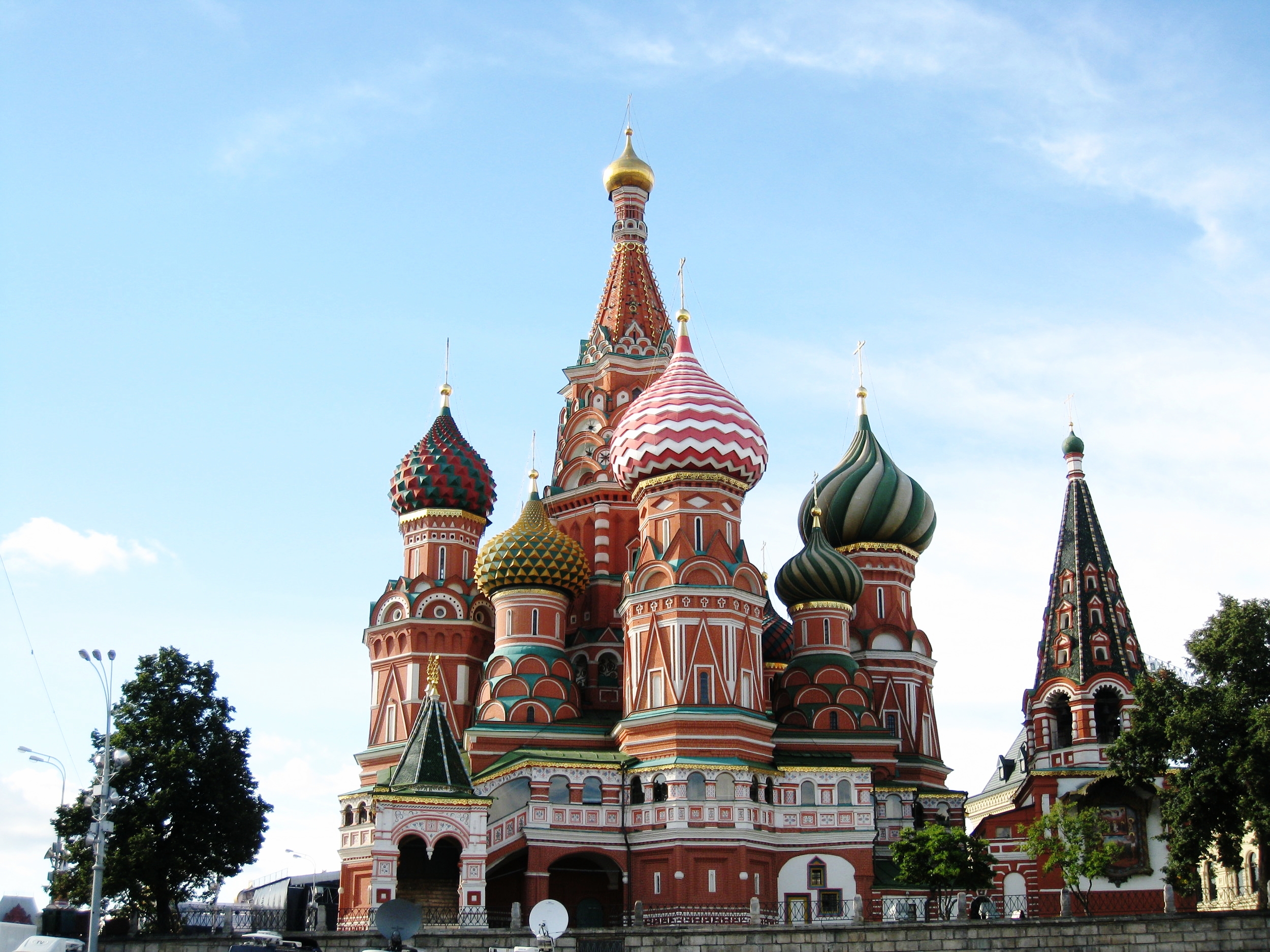 Moscow--Red Square--Pokrovsky Cathedral (St. Basil's) 