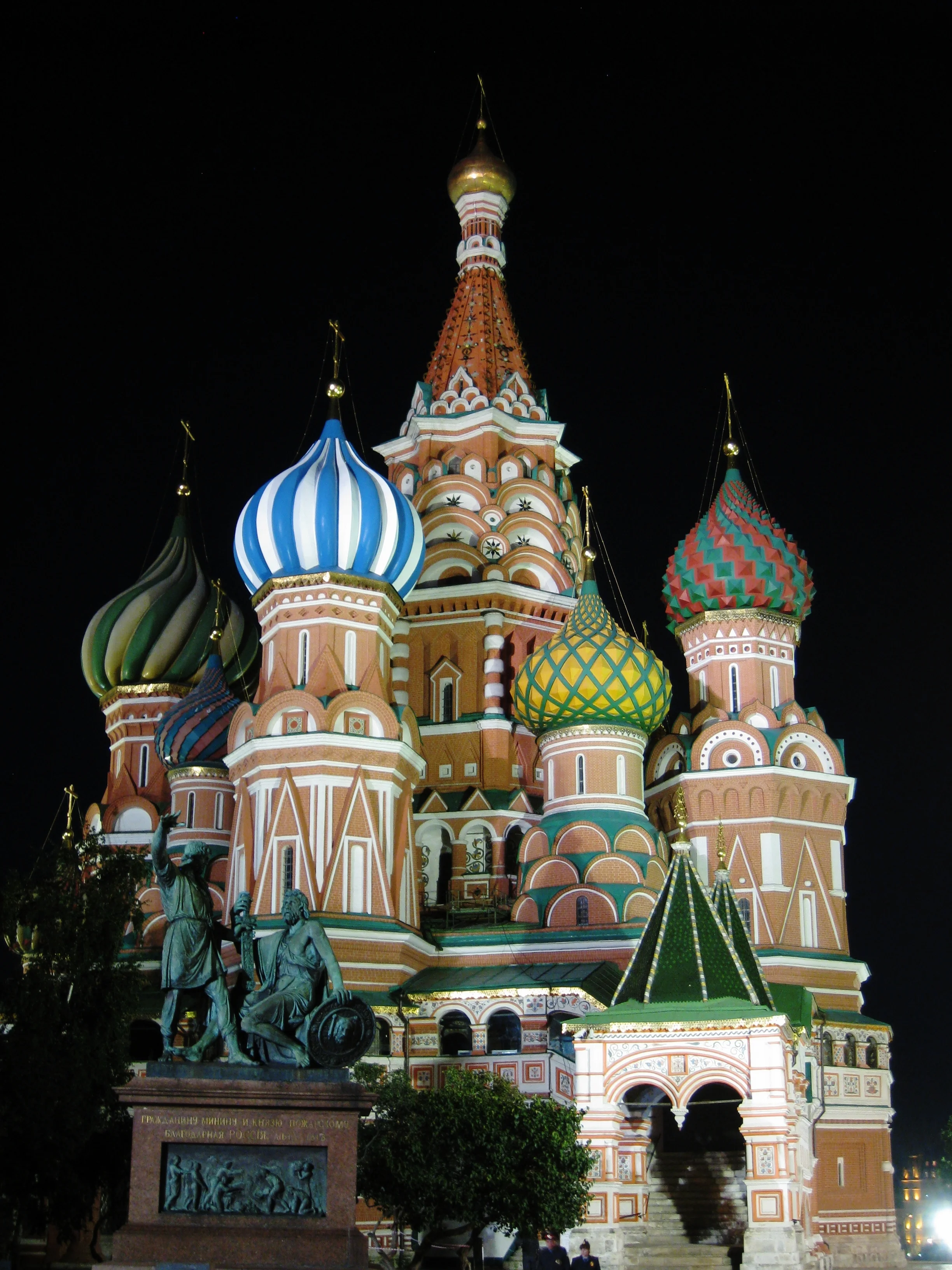  Moscow--Red Square--Pokrovshy Cathedral 
