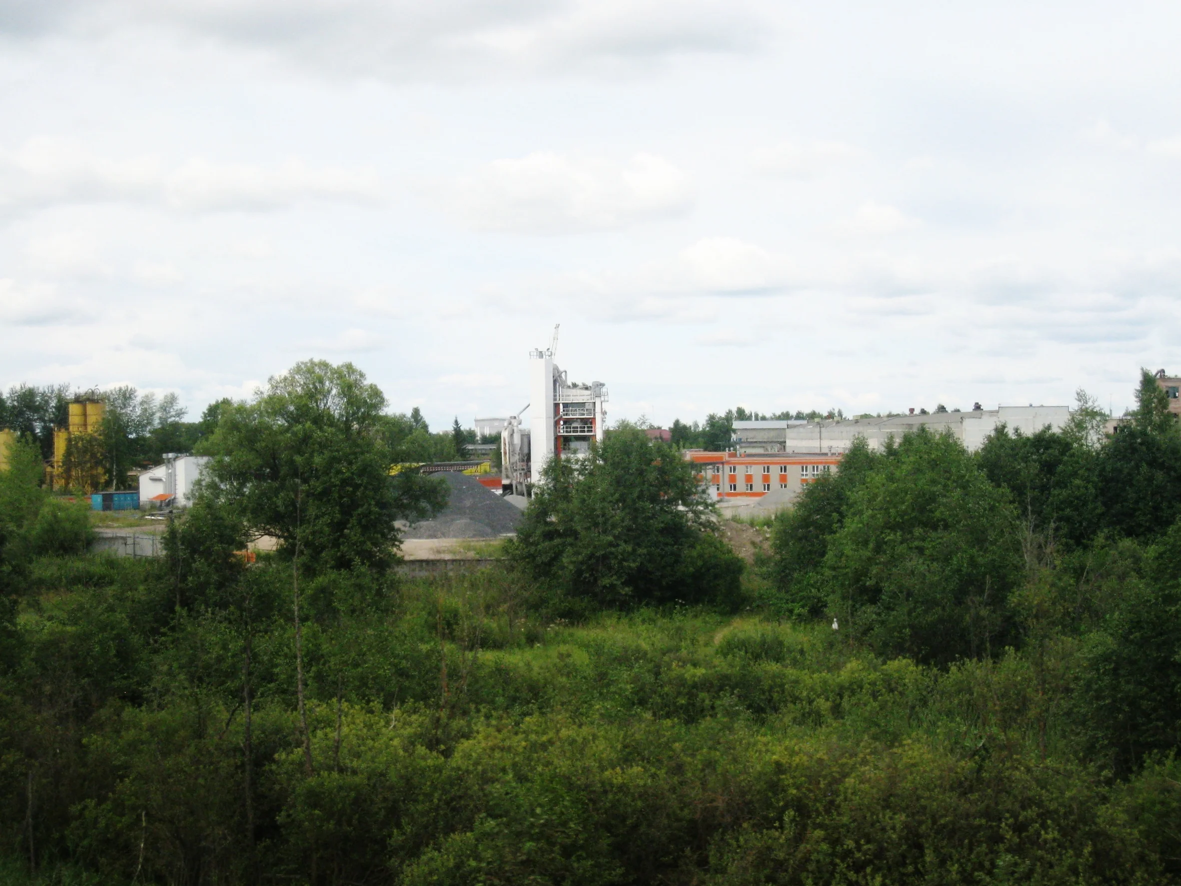  Russia--View from the train between St. Petersburg and Moscow--Industry along the rails 