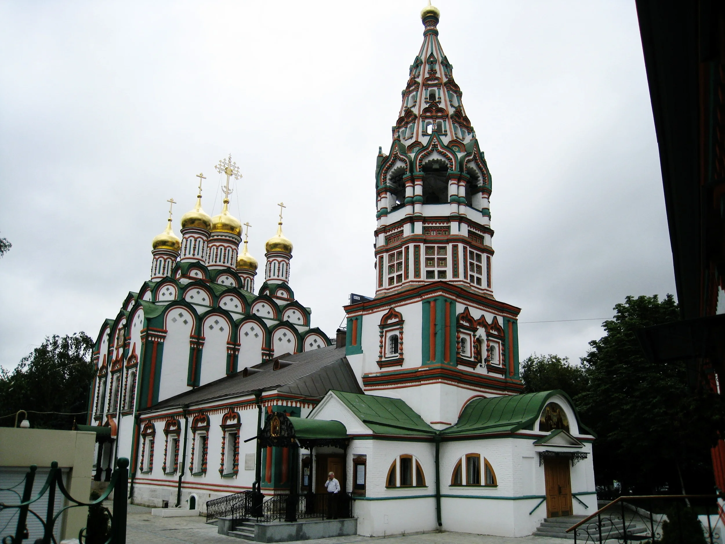  Moscow--Lva Tolstogo Street--Weaver's Union Church 