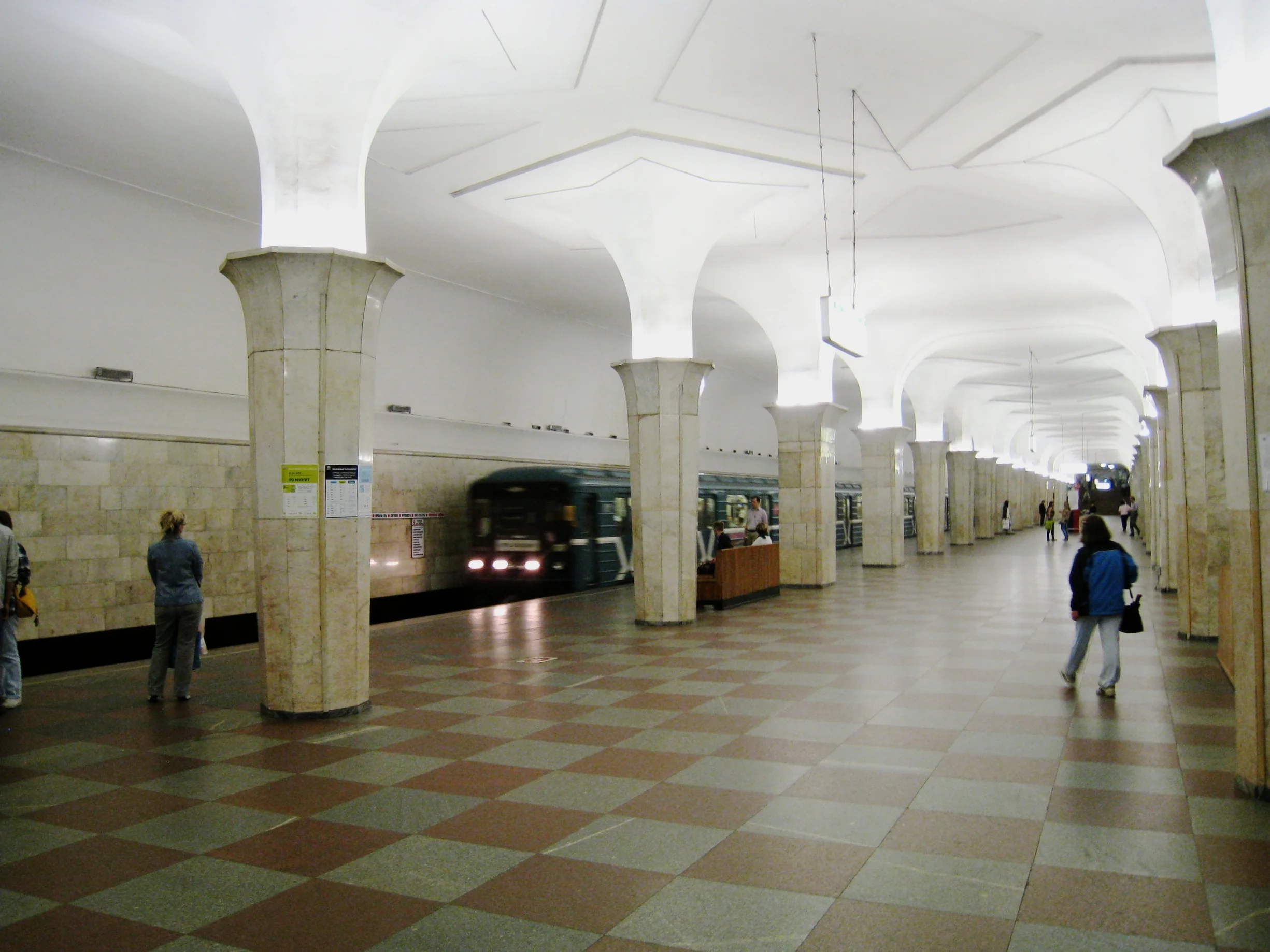  Moscow--Metro--Regular station 