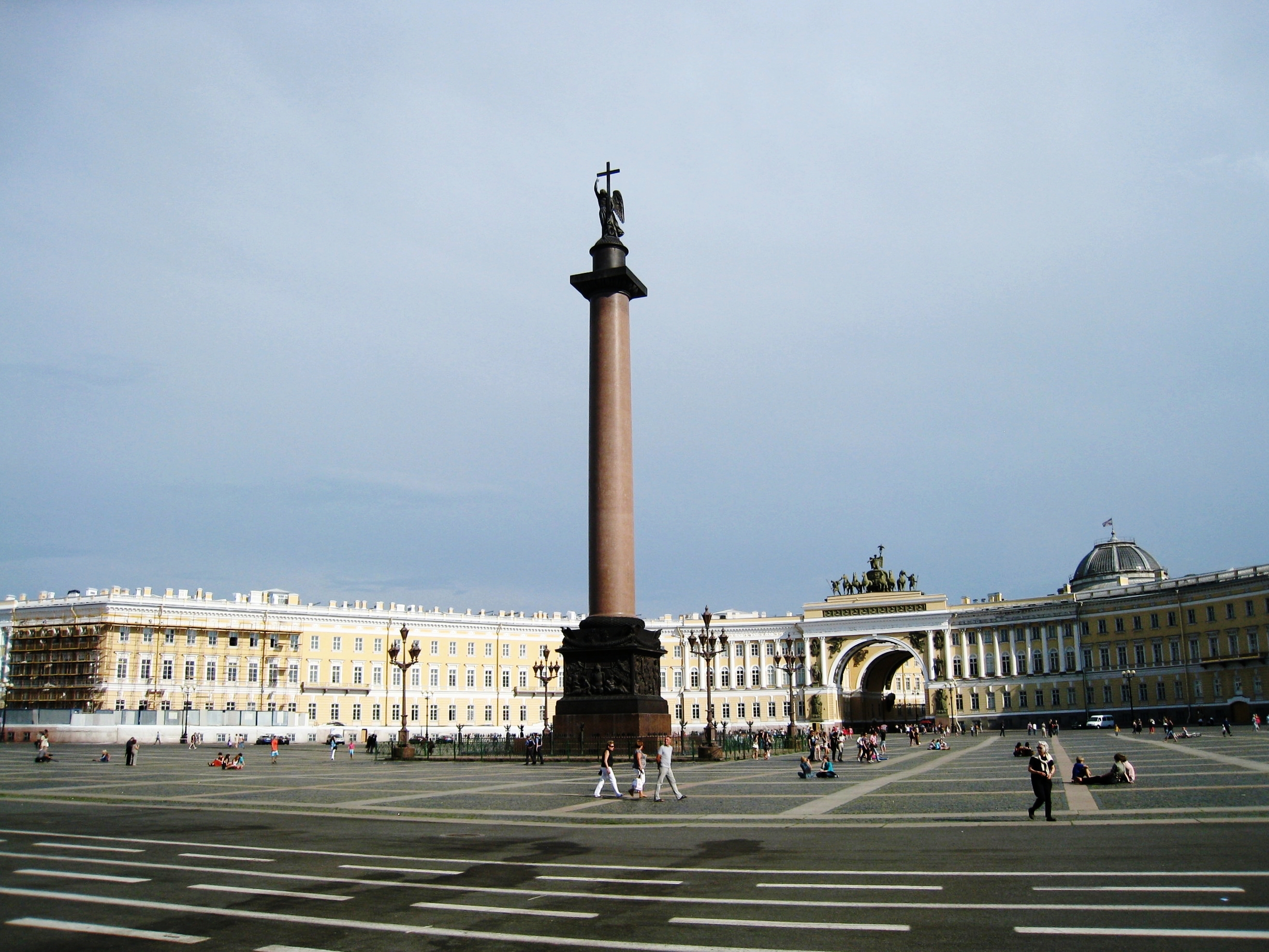  St. Petersburg--Palace Square--Alexander Column 