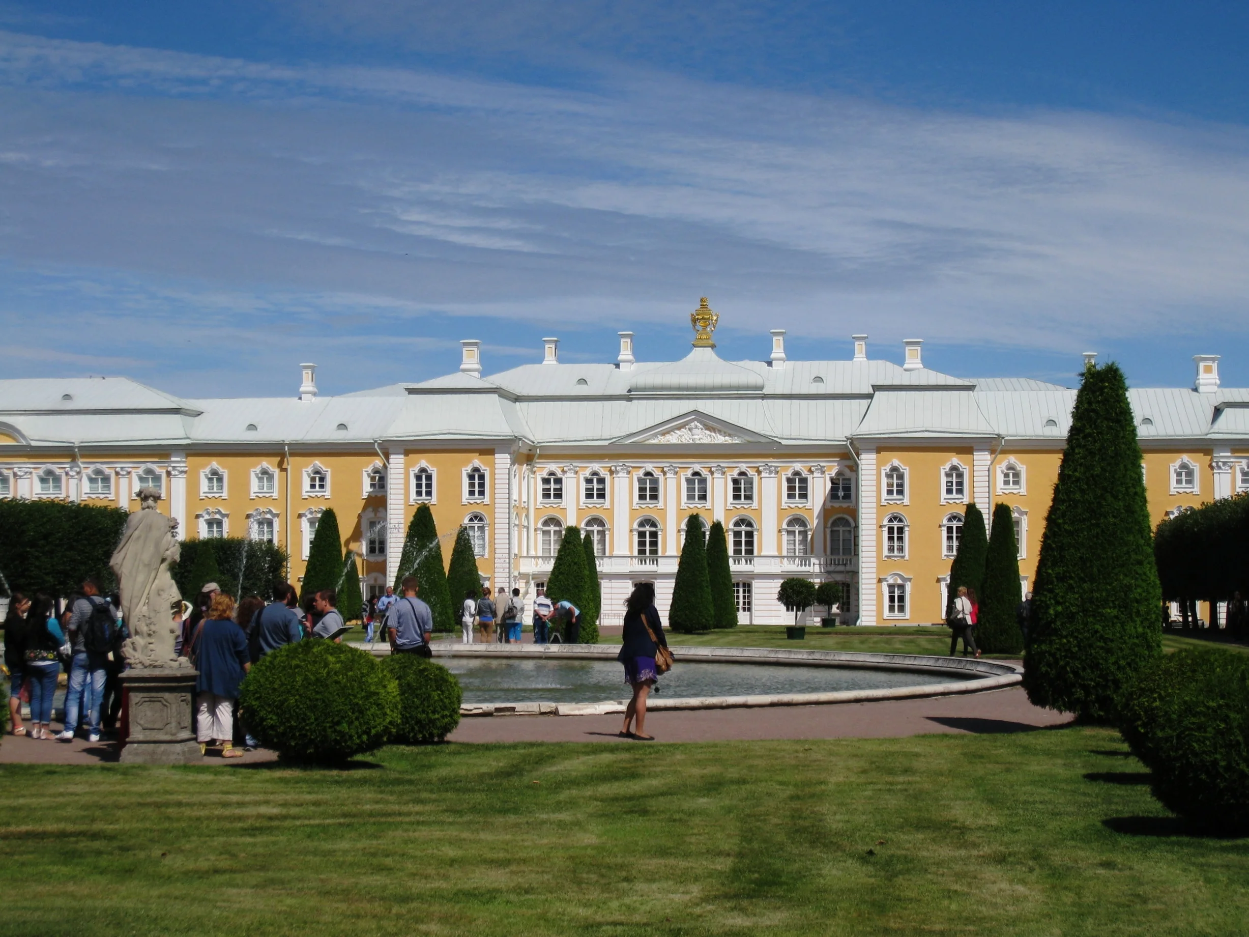  St. Petersburg--Peterhof, from the front 