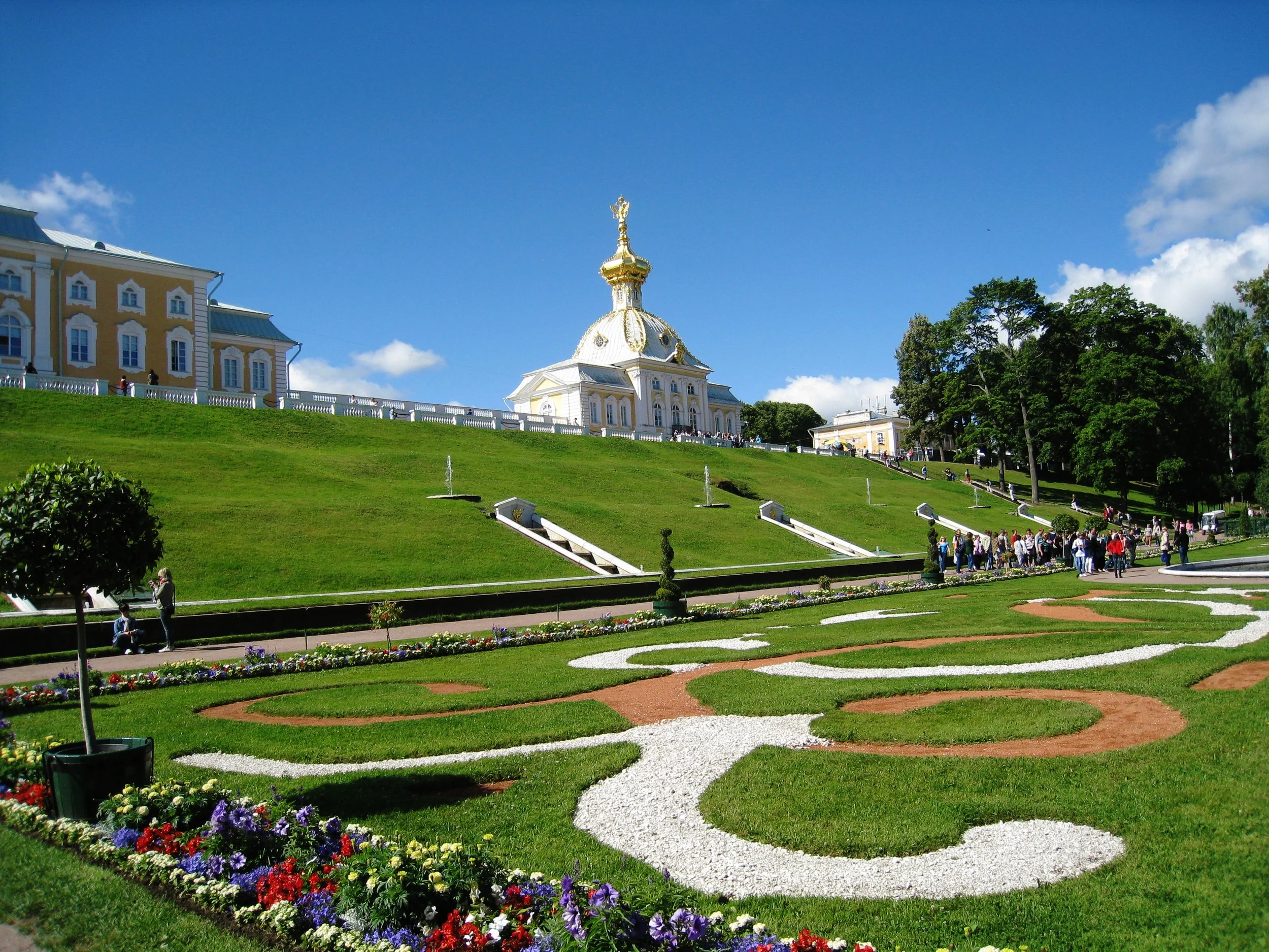  St. Petersburg--Peterhof--Part of the Palace and gardens 