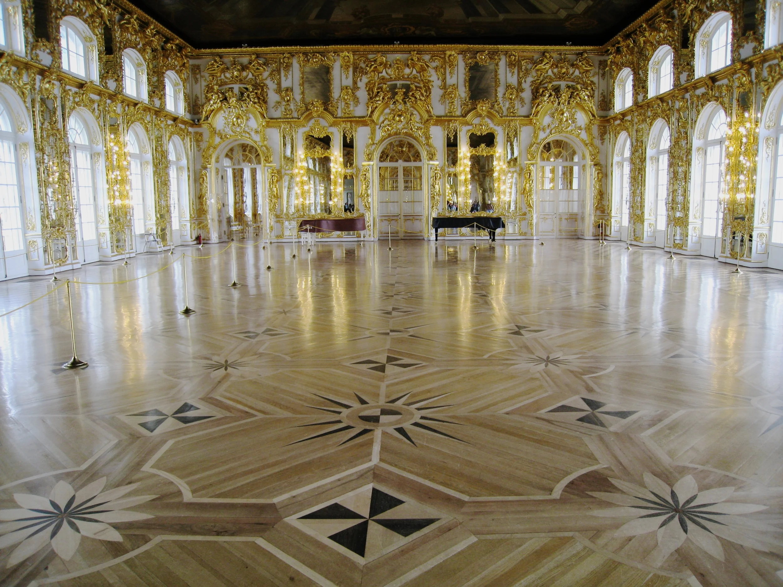  Puskin (Catherine Palace)--Ballroom (900 square meters) 