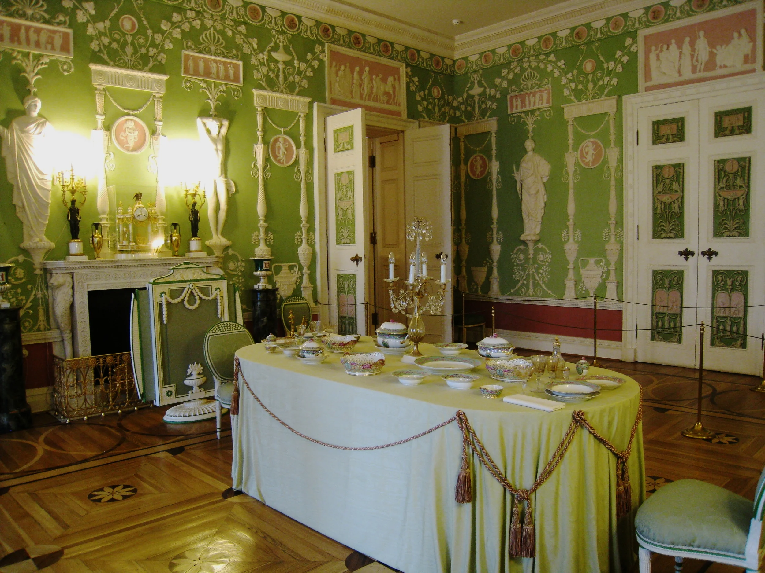  Puskin (Catherine Palace)--Interior--Green room designed for Catherine 