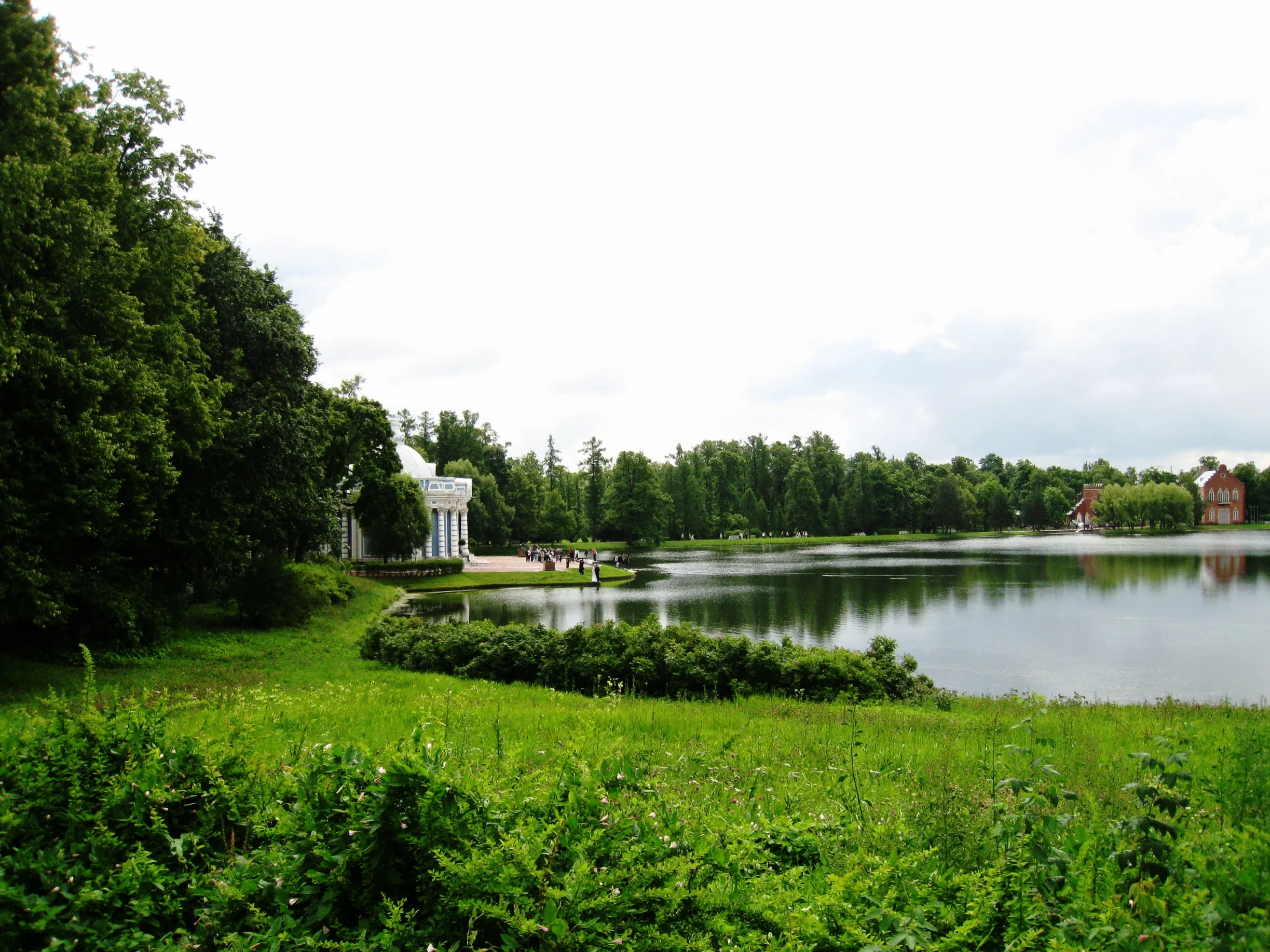  Pushkin (Catherine Palace)--Garden 