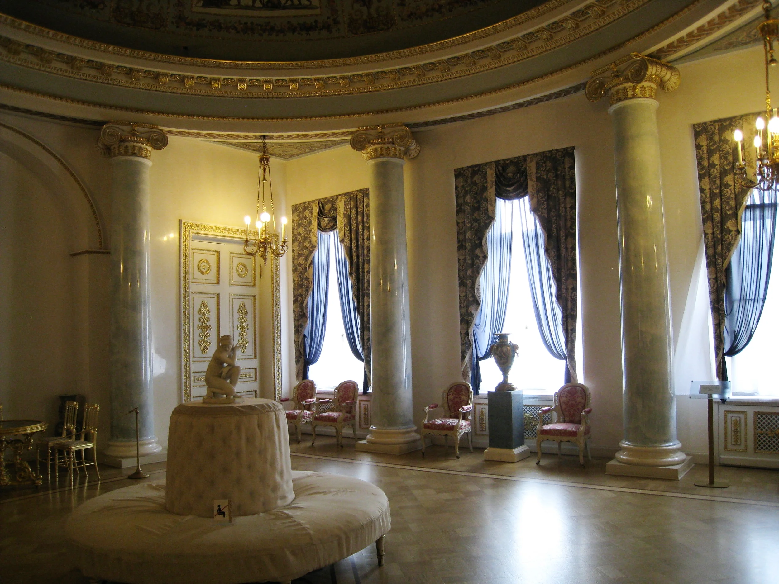  St. Petersburg--Yusupov Palace--Interior 