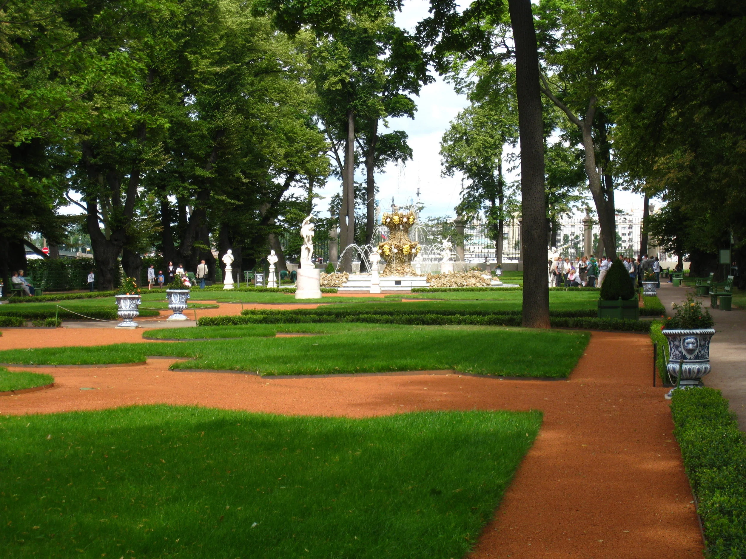  St. Petersburg--St. Michael's Castle Gardens (Summer Garden) 