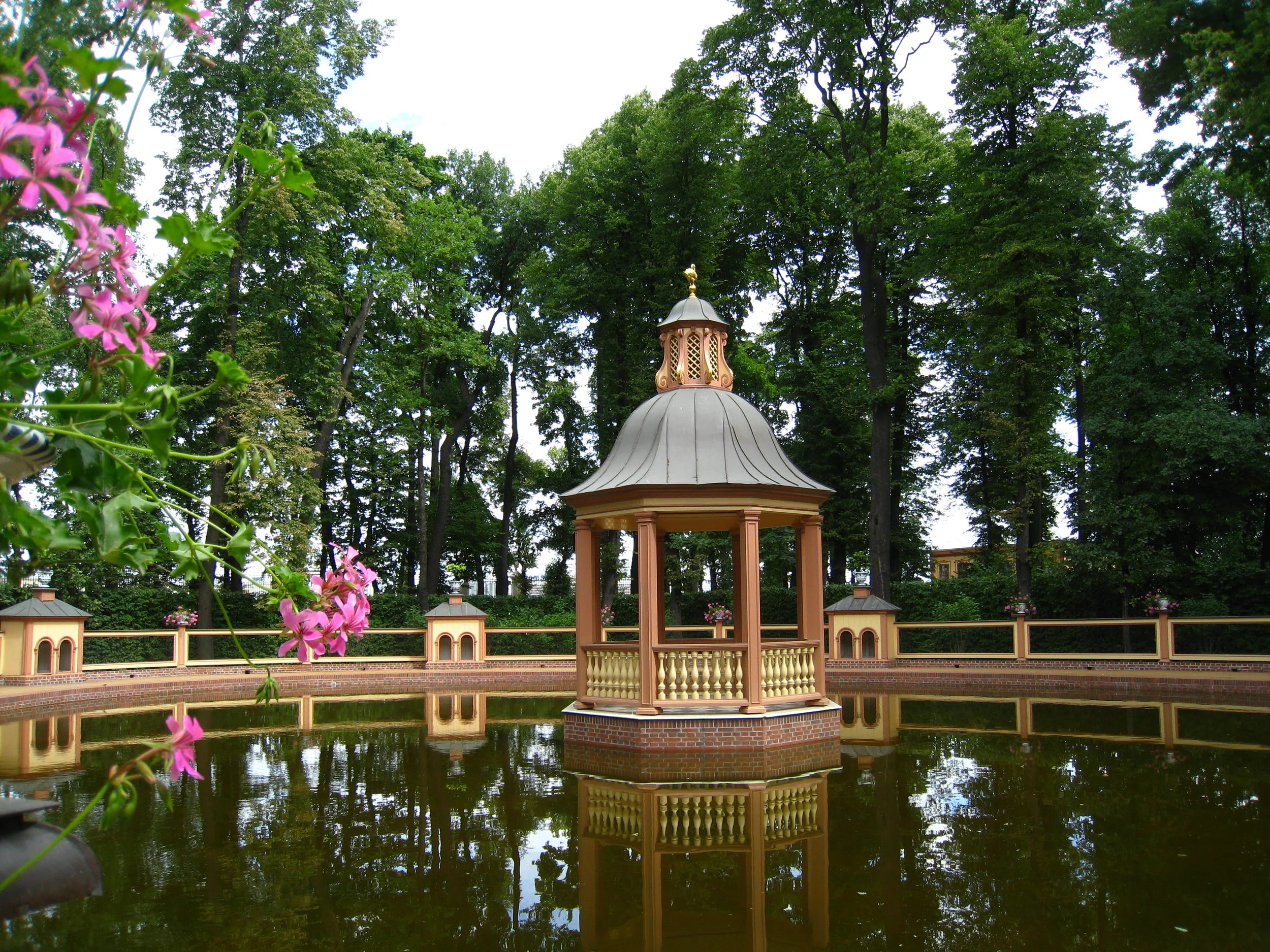  St. Petersburg--St. Michael's Castle Gardens (Summer Garden) 