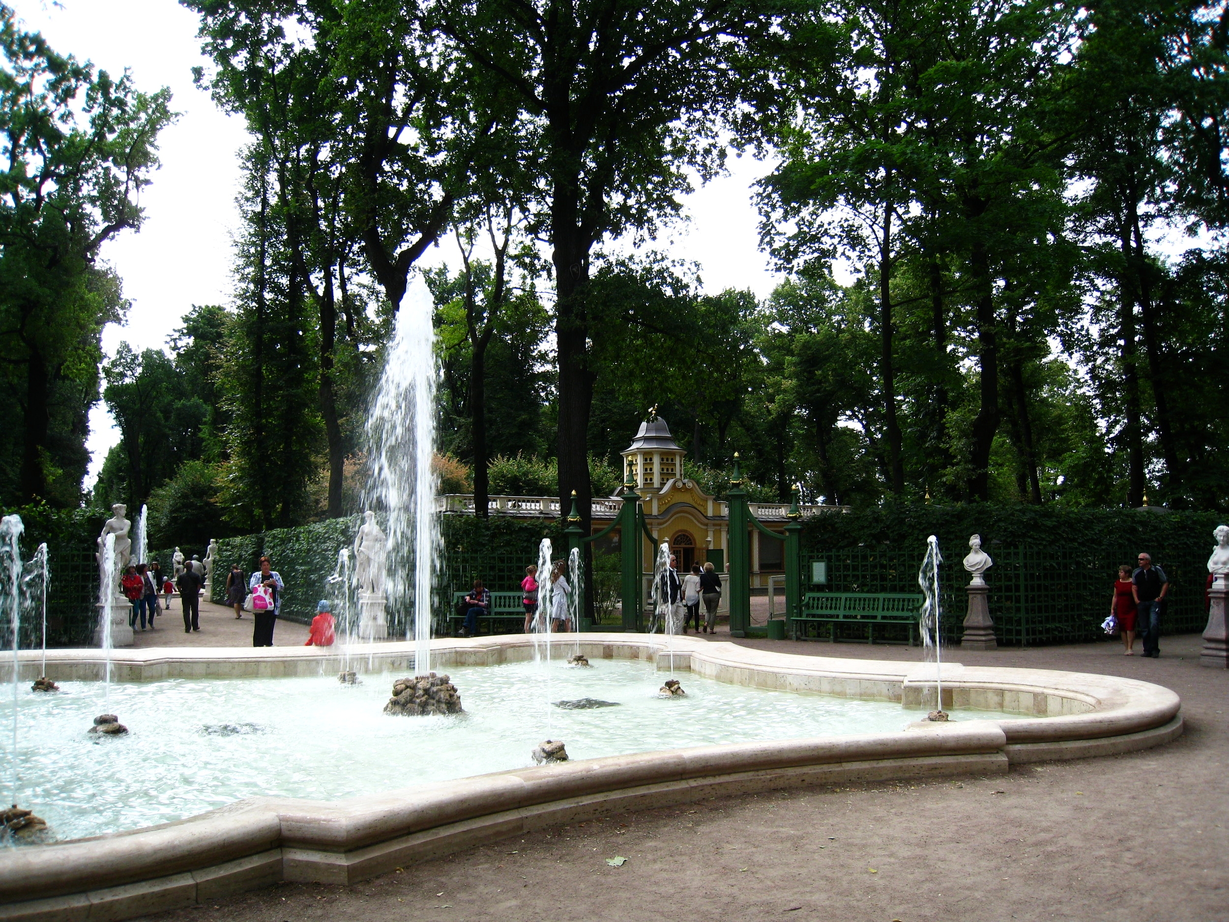  St. Petersburg--St. Michael's Castle Gardens (Summer Garden) 