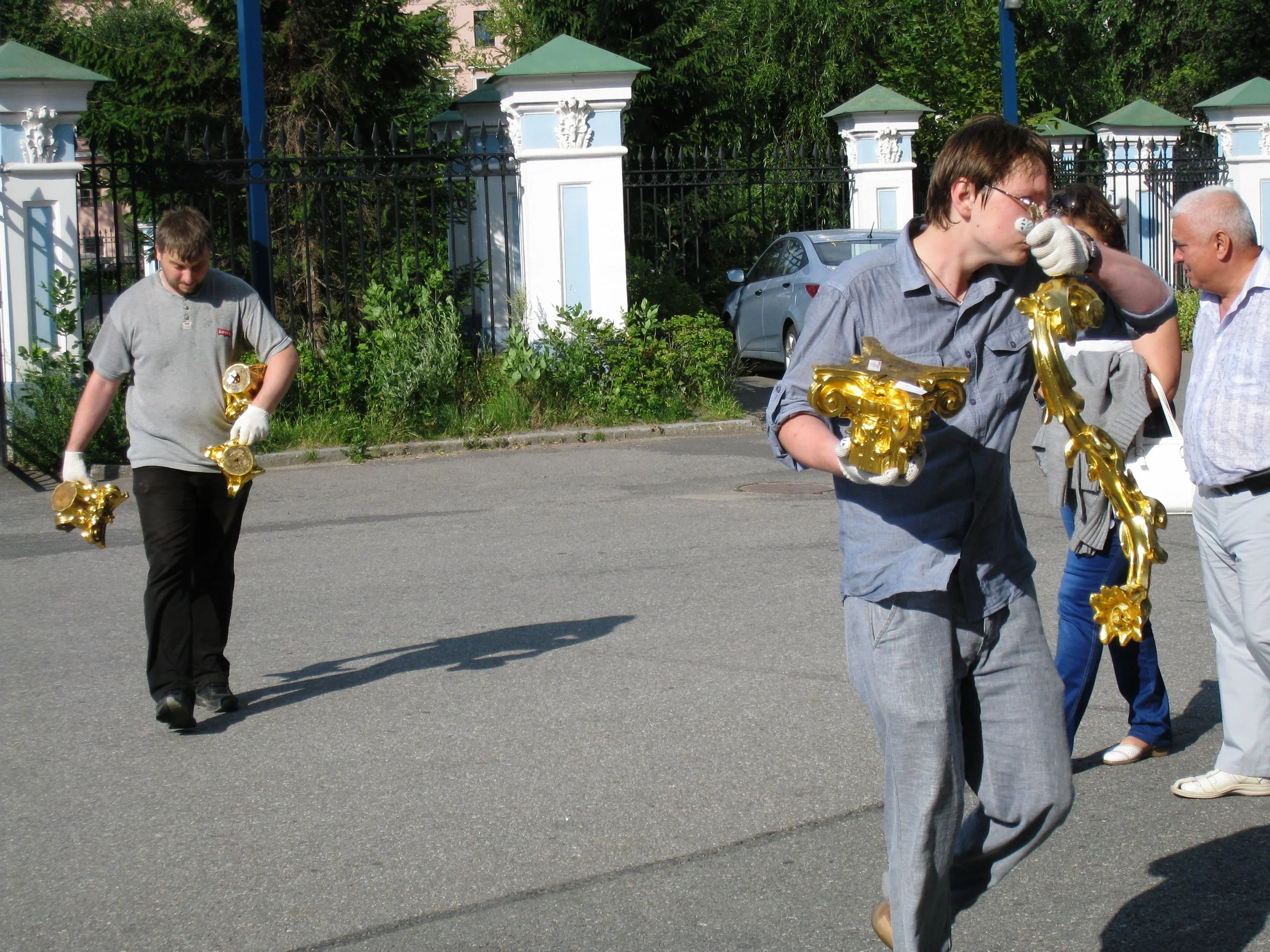  St. Petersburg--Smolnyy Convent--Workers bringing restored pieces 