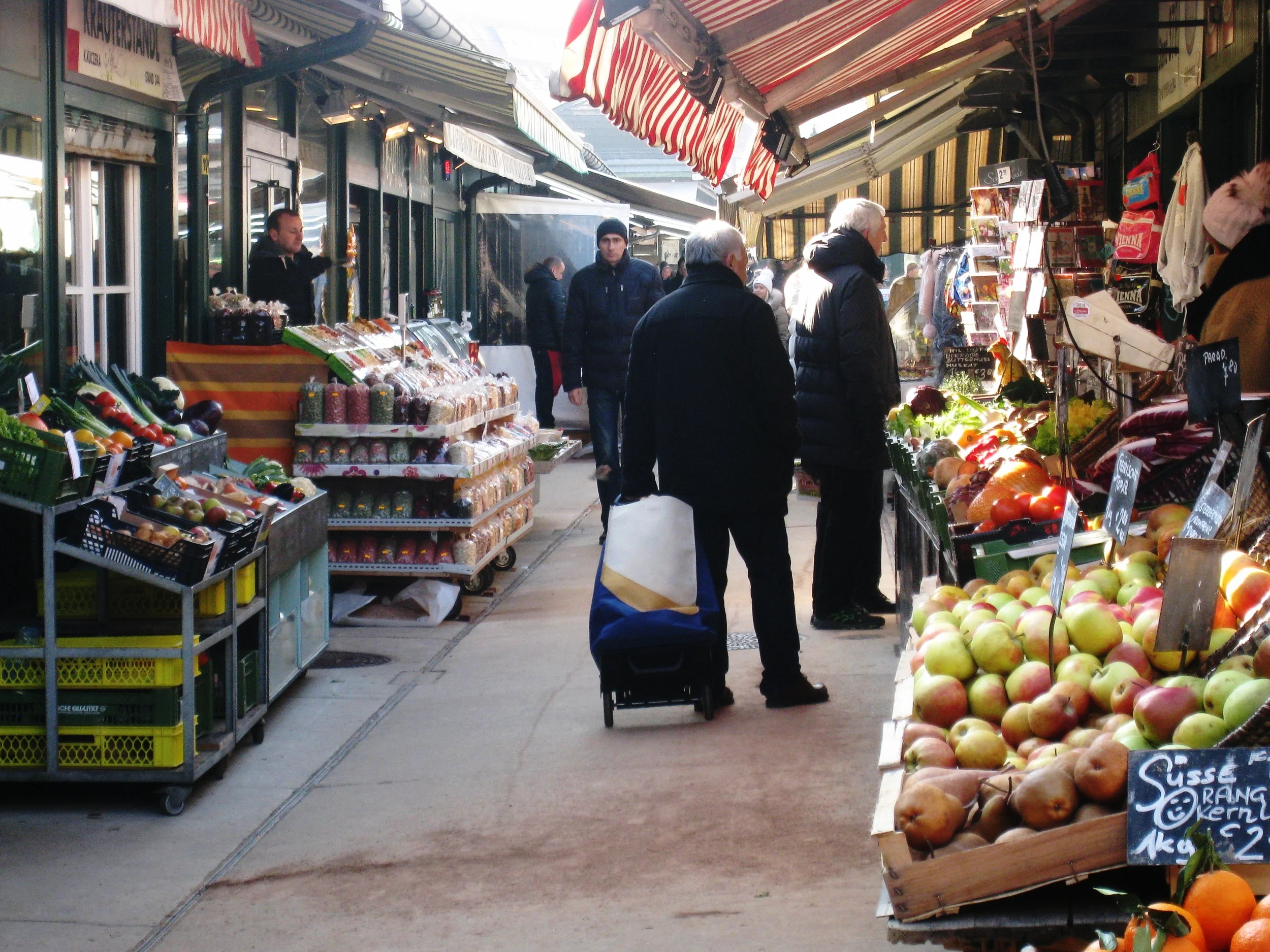  Vienna--Naschmarkt 