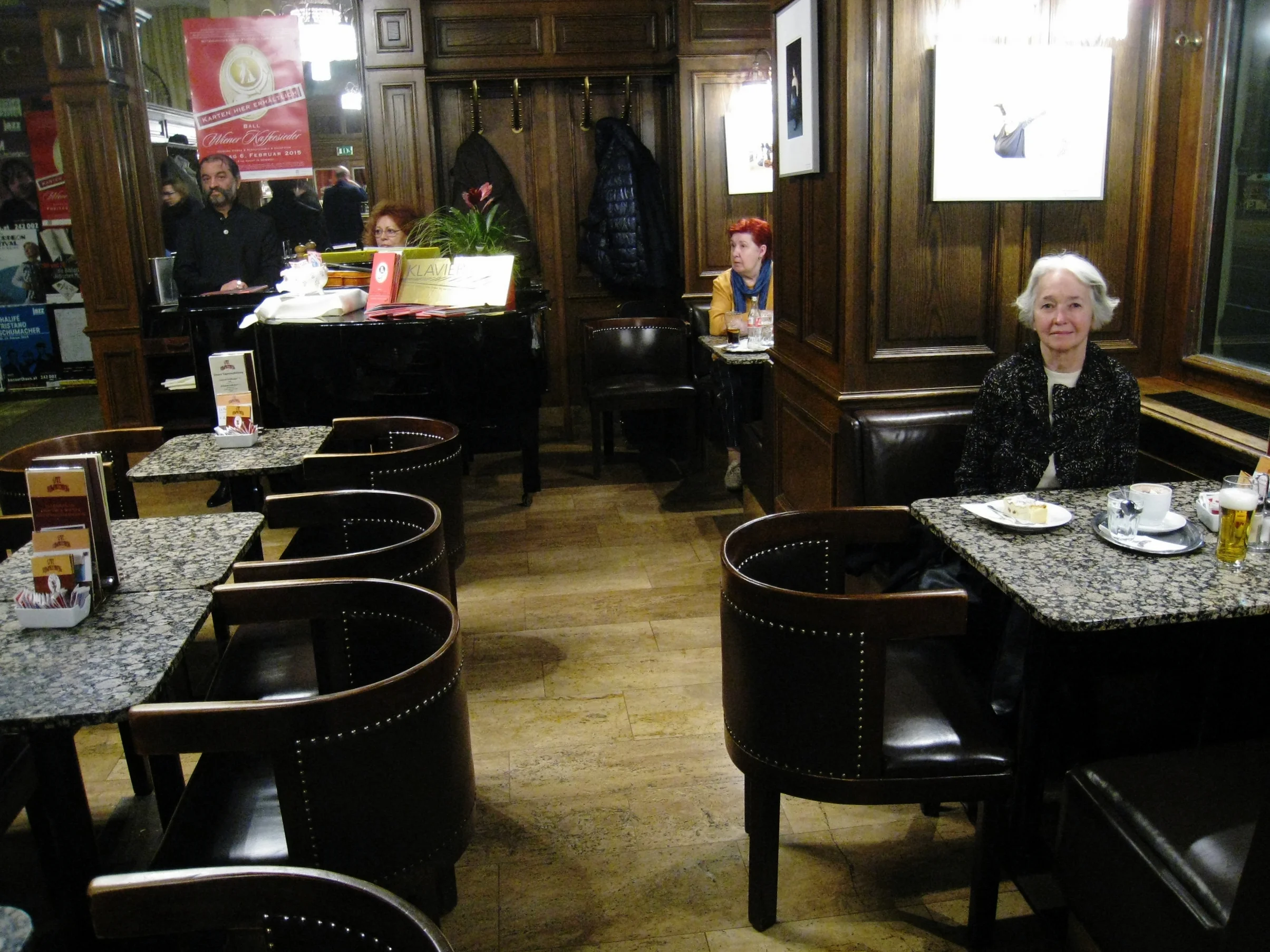  Vienna--Cafe Schwartzberg after the concert, with Carrol 