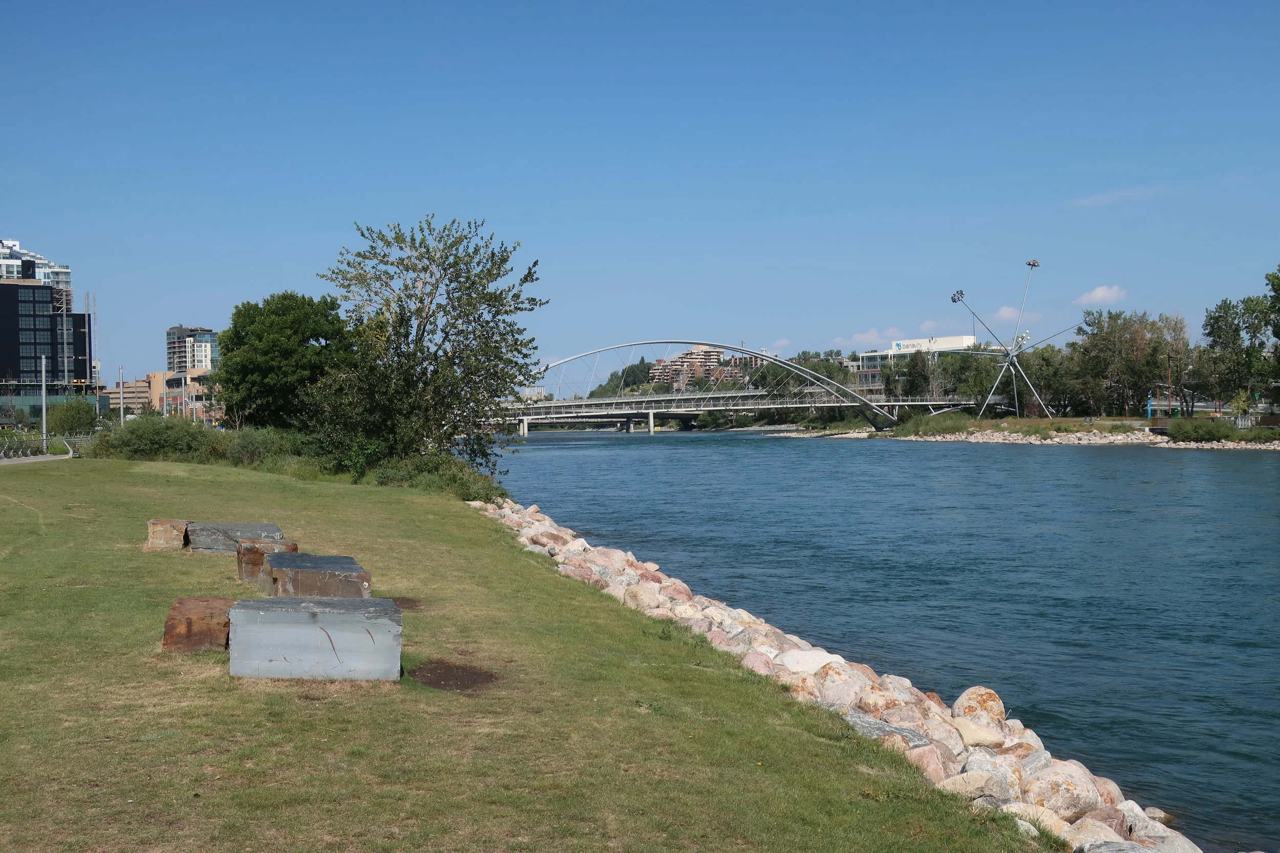  Calgary--Bridge over the Elbow River 