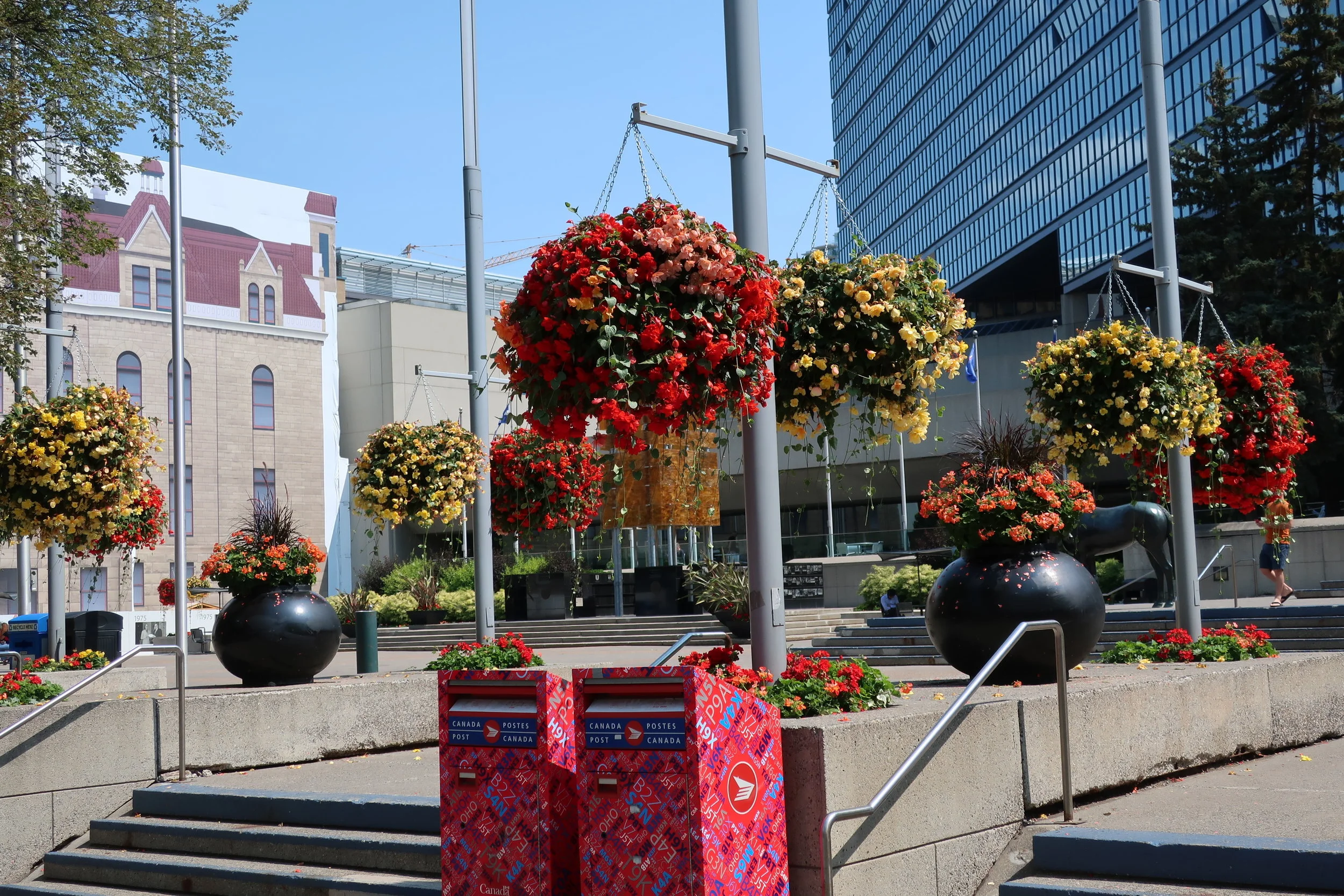  Calgary--Downtown--City Hall 
