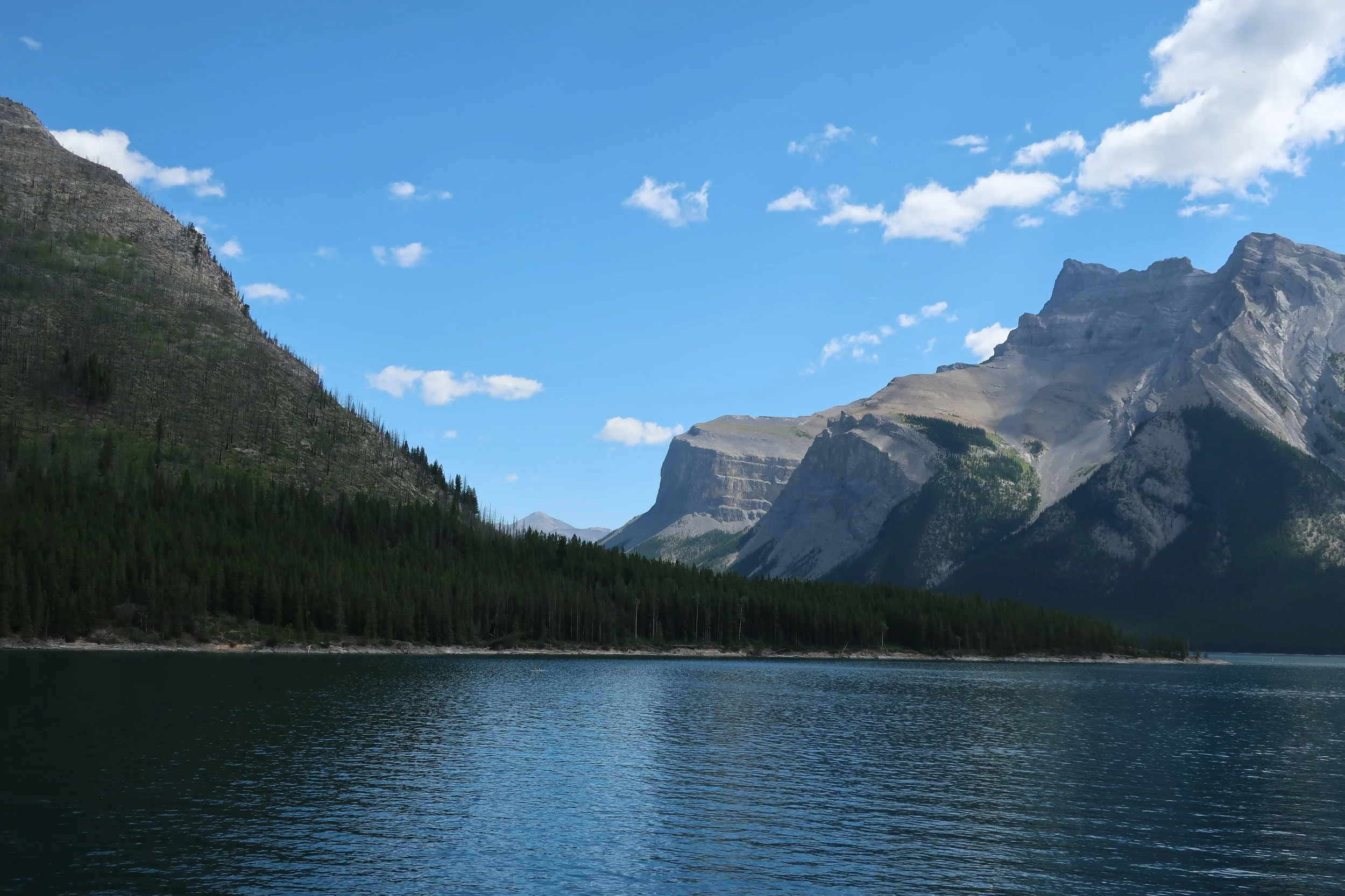  Banff--Lake Minnewanka 