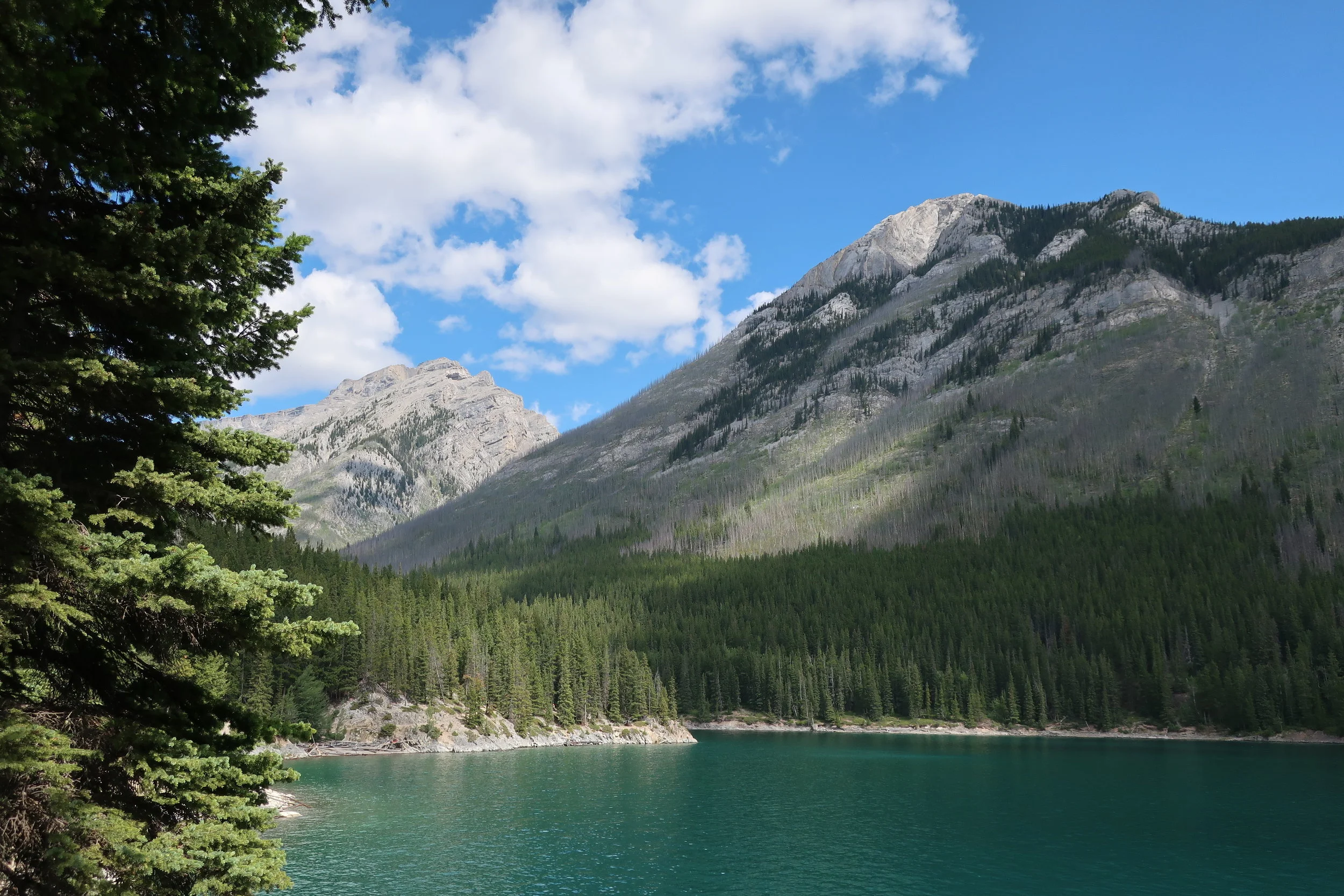  Banff--Lake Minnewanka 