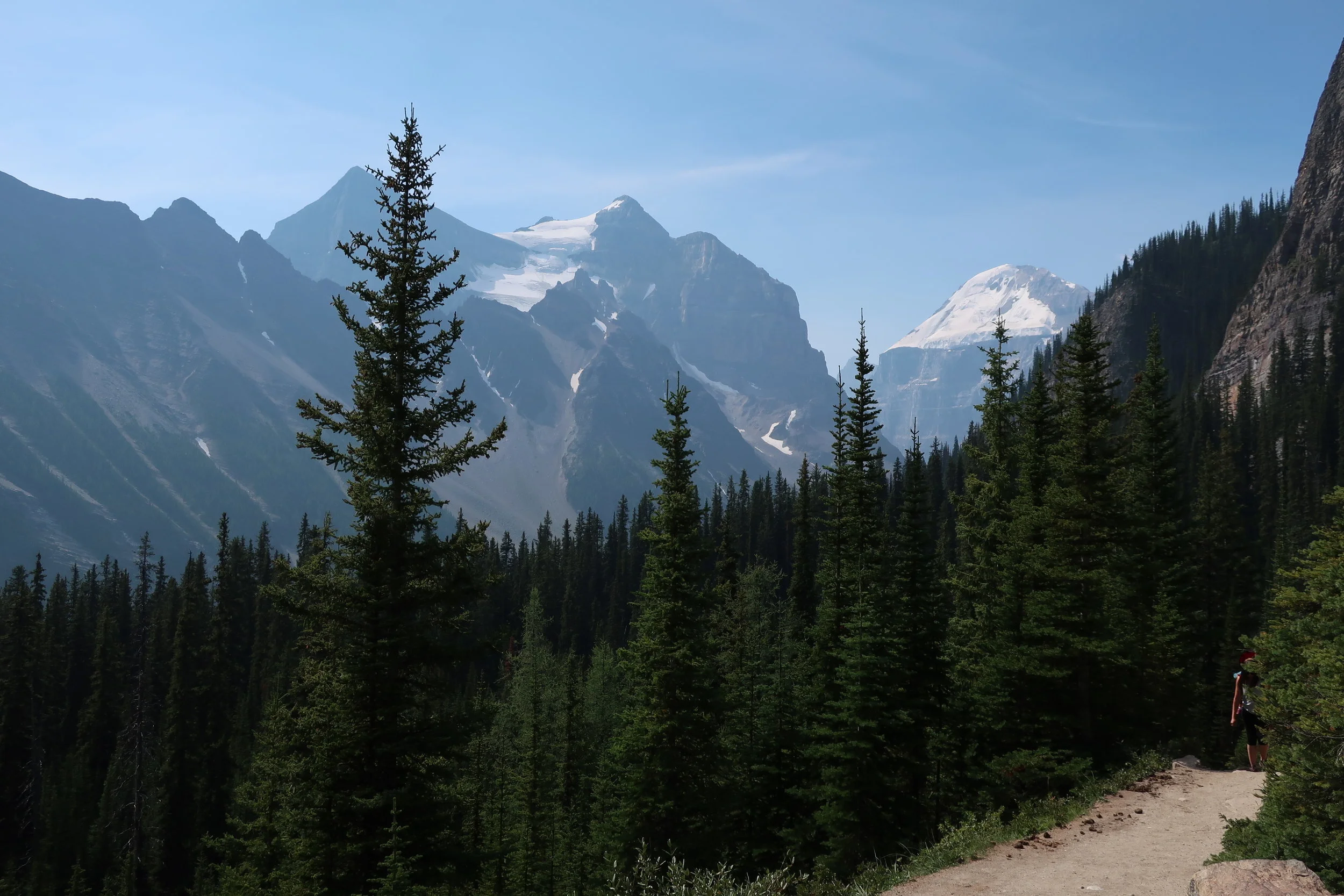  Lake Louise--Trail to Agnes Tea House 