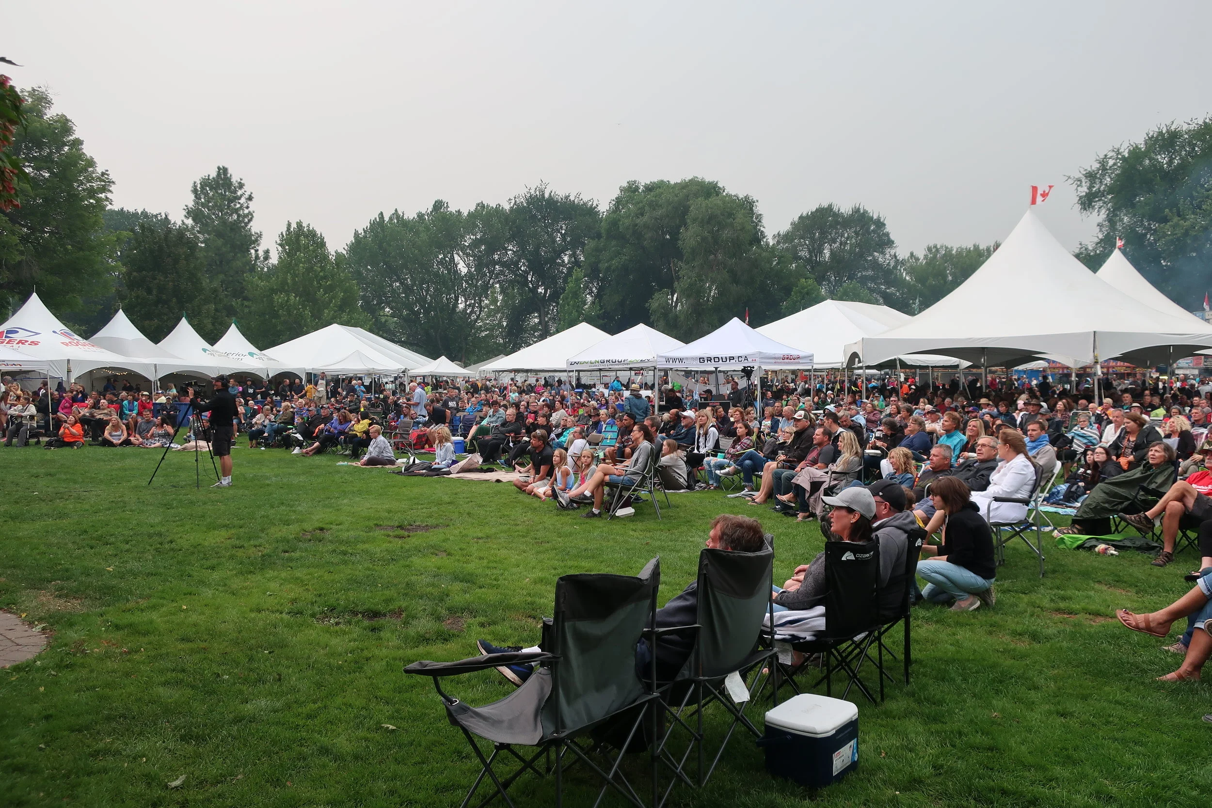  Kamloops--Downtown--Riverside Park--Music in the Park (The Eagles Eye (or I)) performing. Thousands attending 