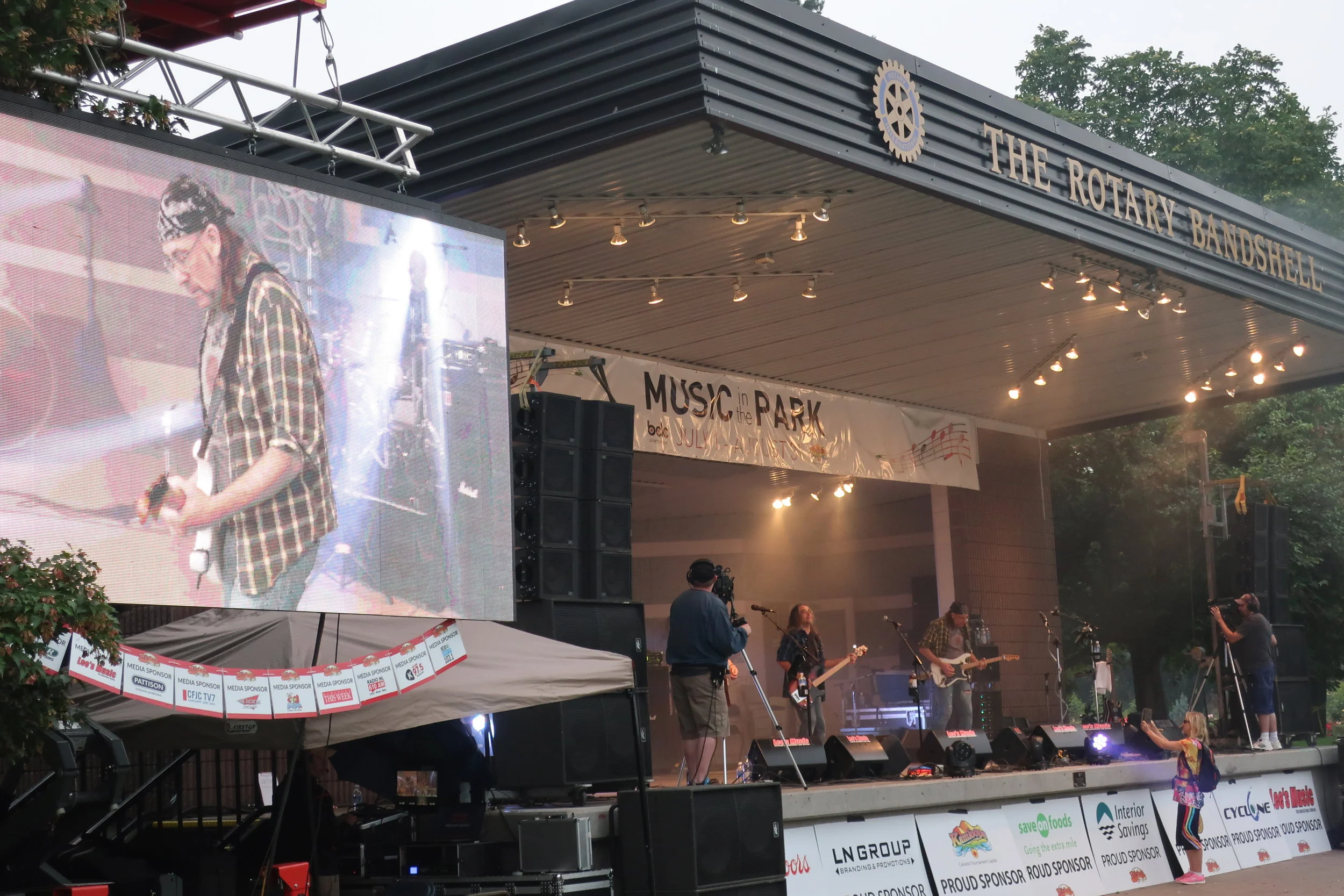  Kamloops--Downtown--Riverside Park--Music in the Park (The Eagles Eye (or I)) performing. Thousands attending 