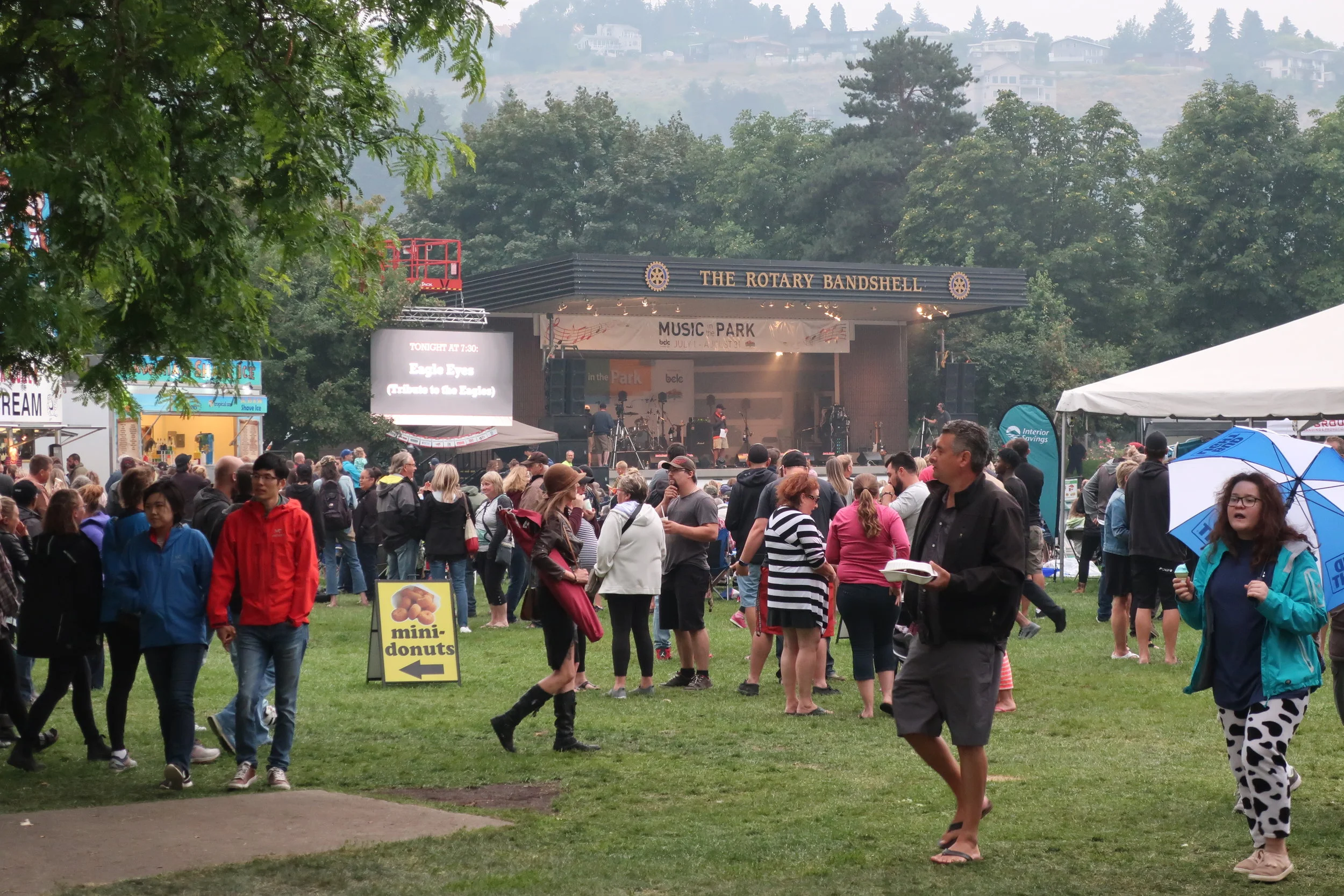  Kamloops--Downtown--Riverside Park--Music in the Park (The Eagles Eye (or I)) performing. 