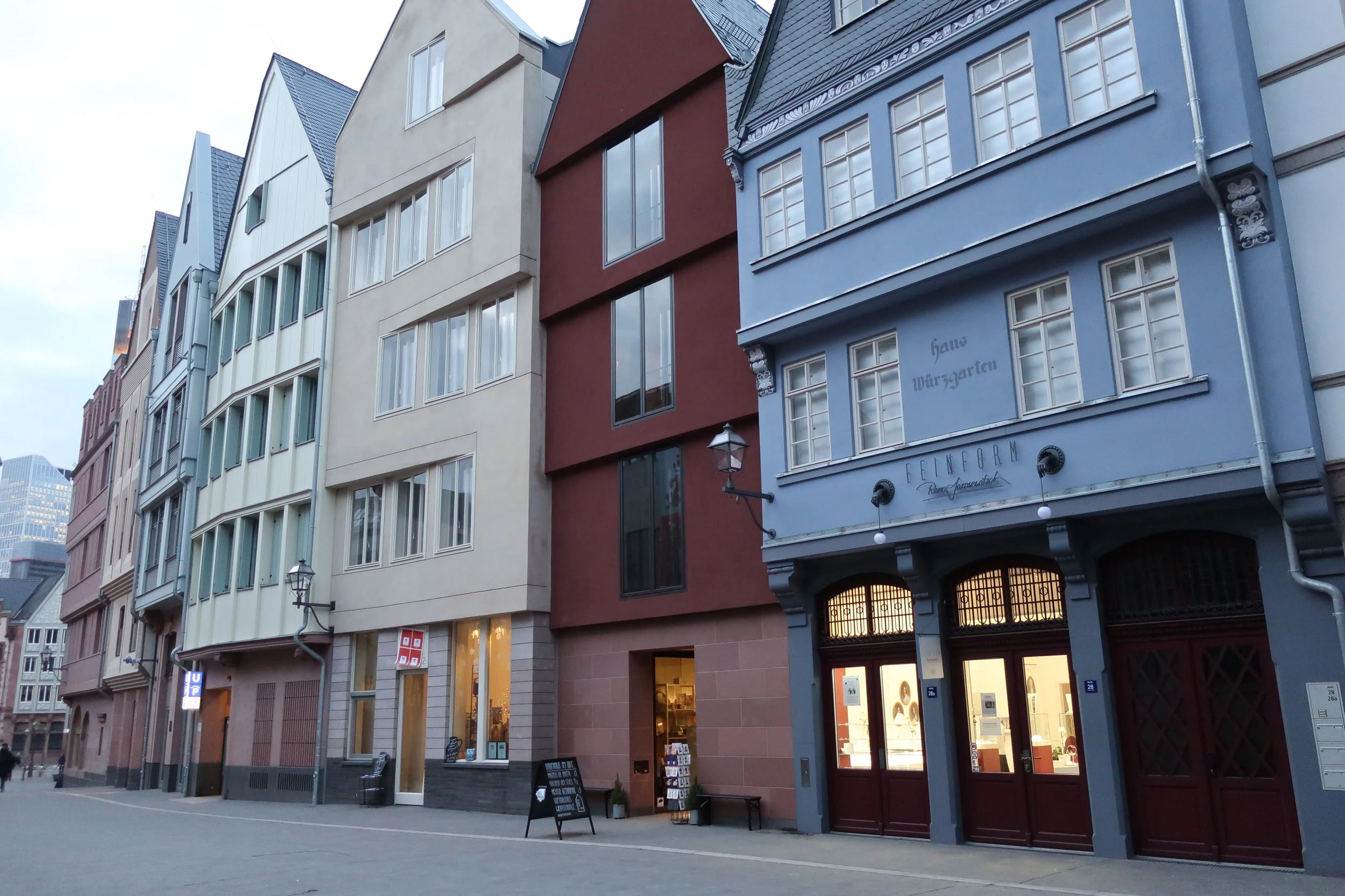  Frankfurt--Winter 2019--Innen Stadt, near Hauptwache plaza 