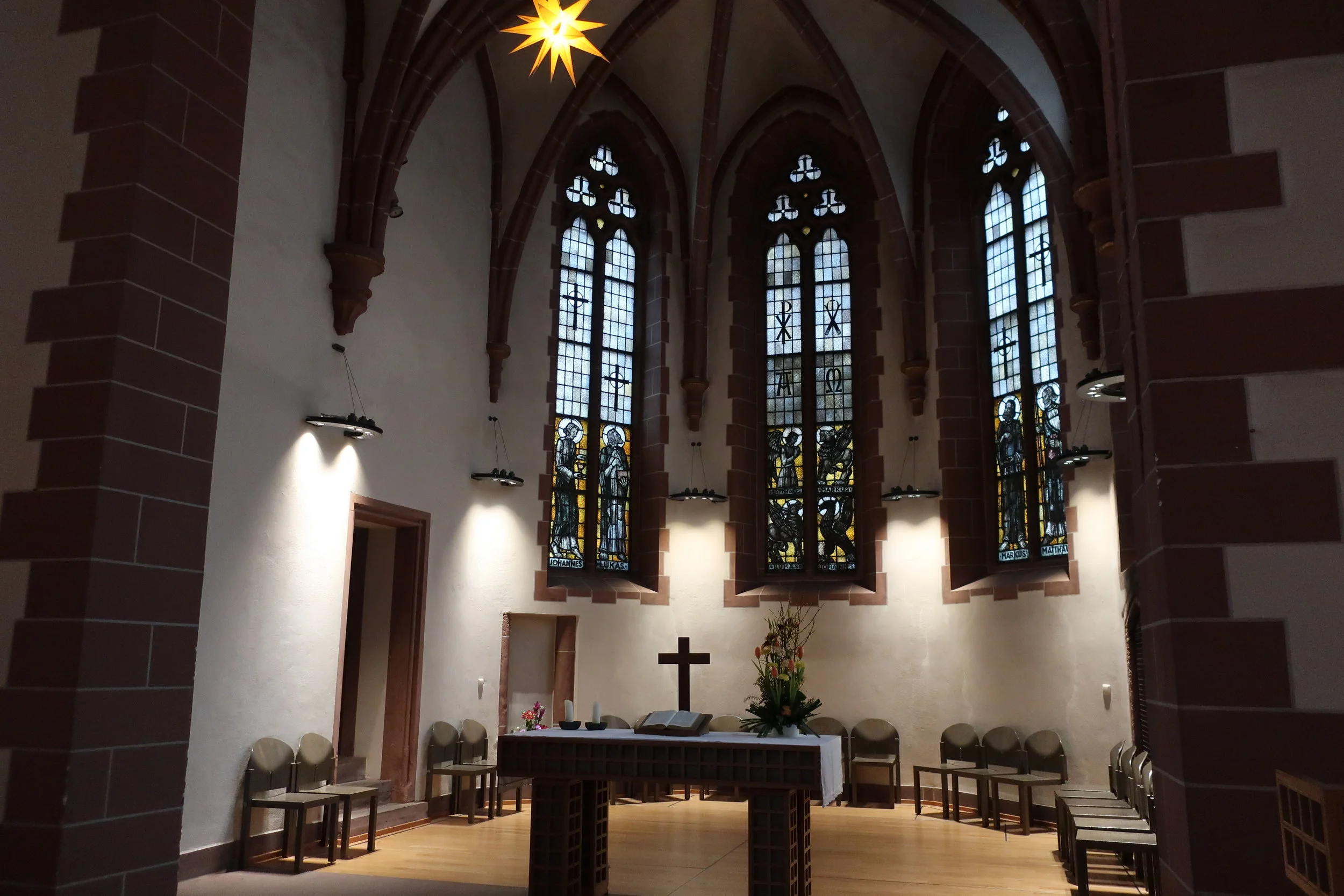  Frankfurt--Winter 2019--Innen Stadt, Nicolai Kirche 