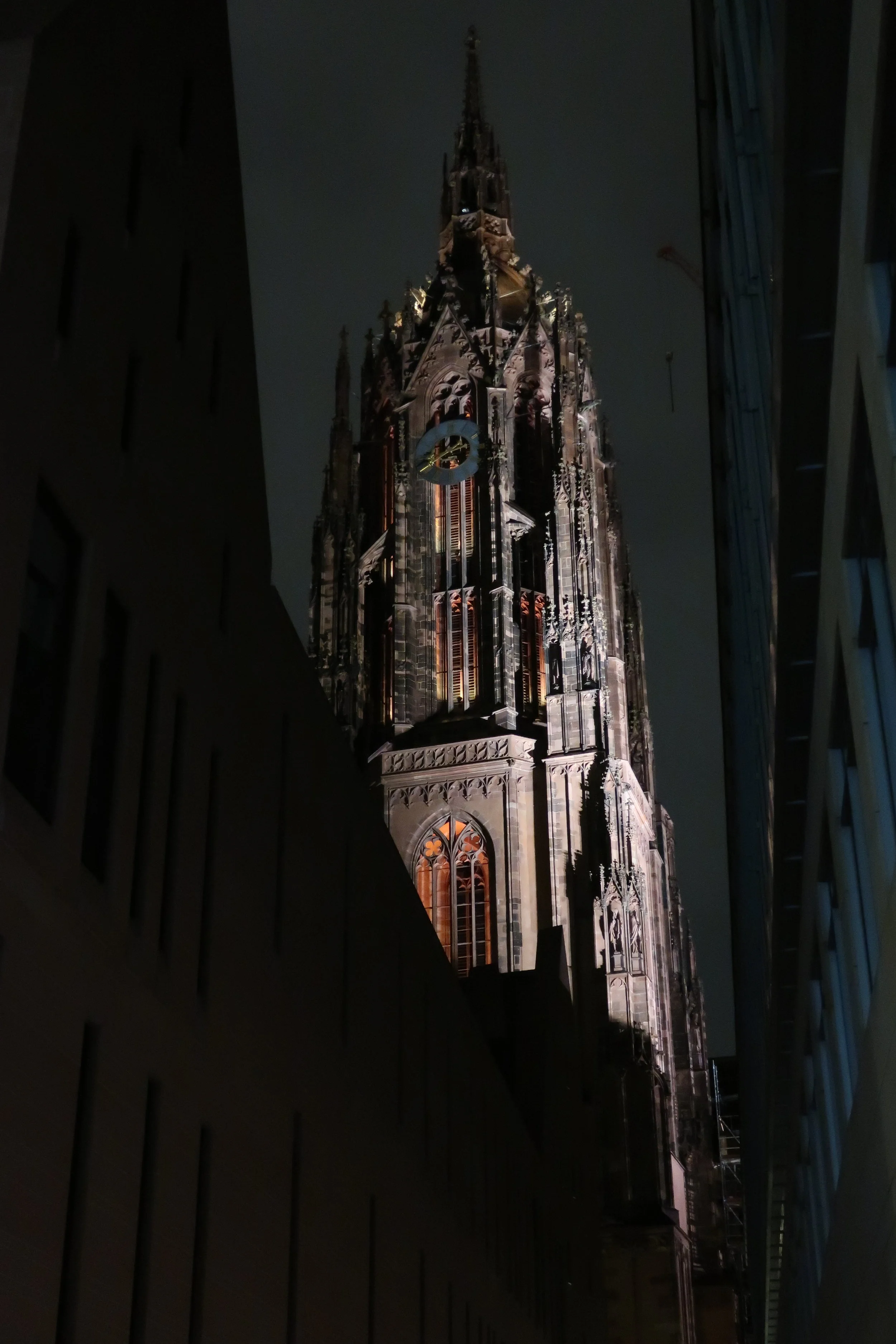  Frankfurt--Winter 2019--Kaiserdon St. Bartolomues 