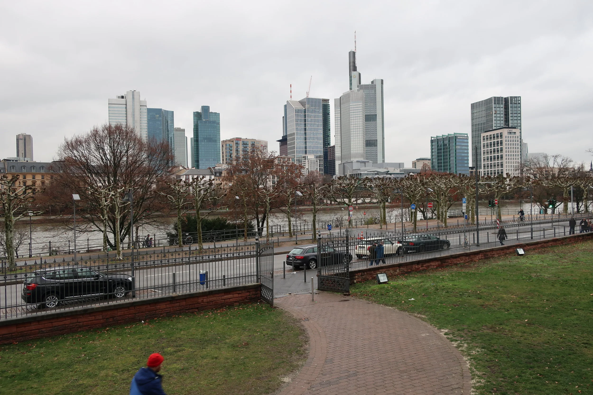  Frankfurt--Winter 2019--Downtown from the Museum side of the Main 