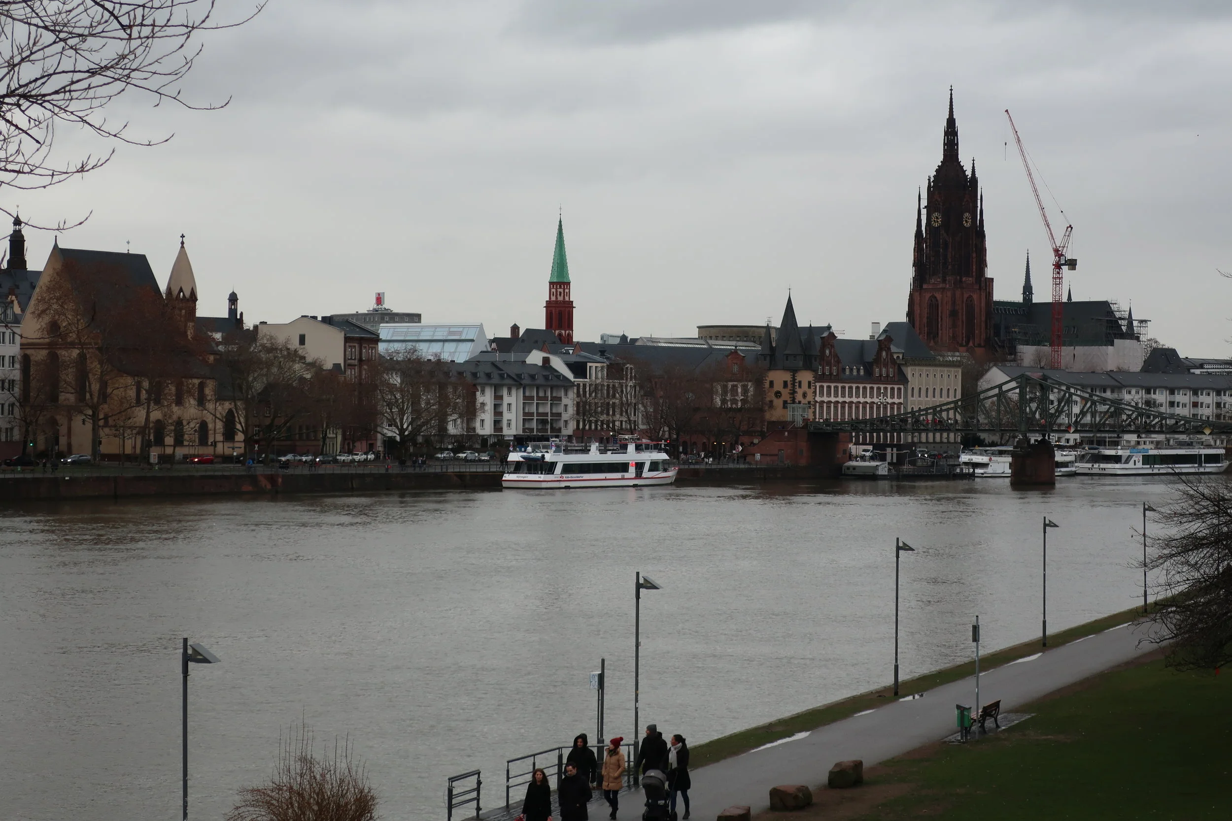  Frankfurt--Winter 2019--Downtown from the Museum side of the Main with Untermainbrucke and Dom 