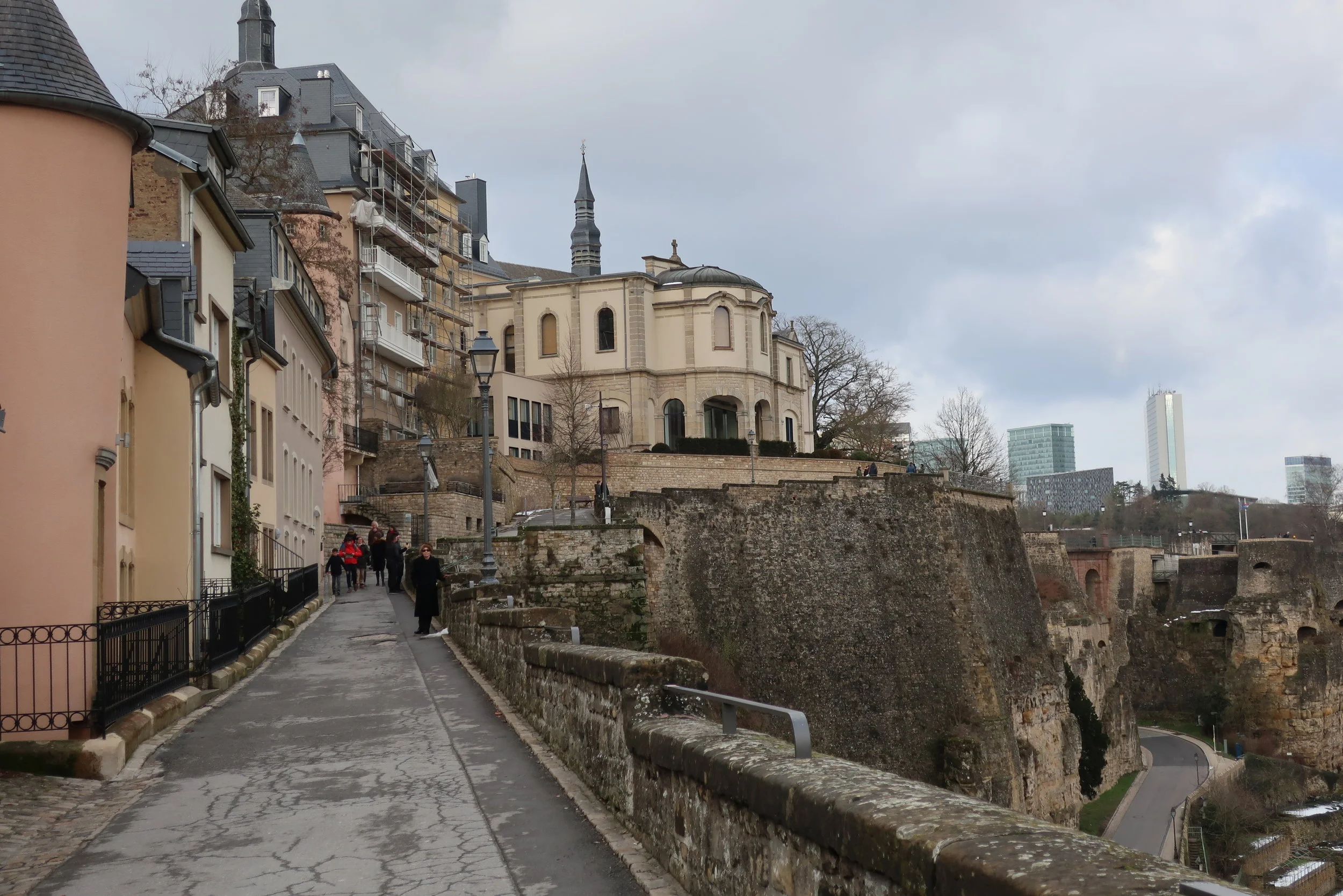  Luxembourg--Winter 2019--The Corniche walk/balcony 