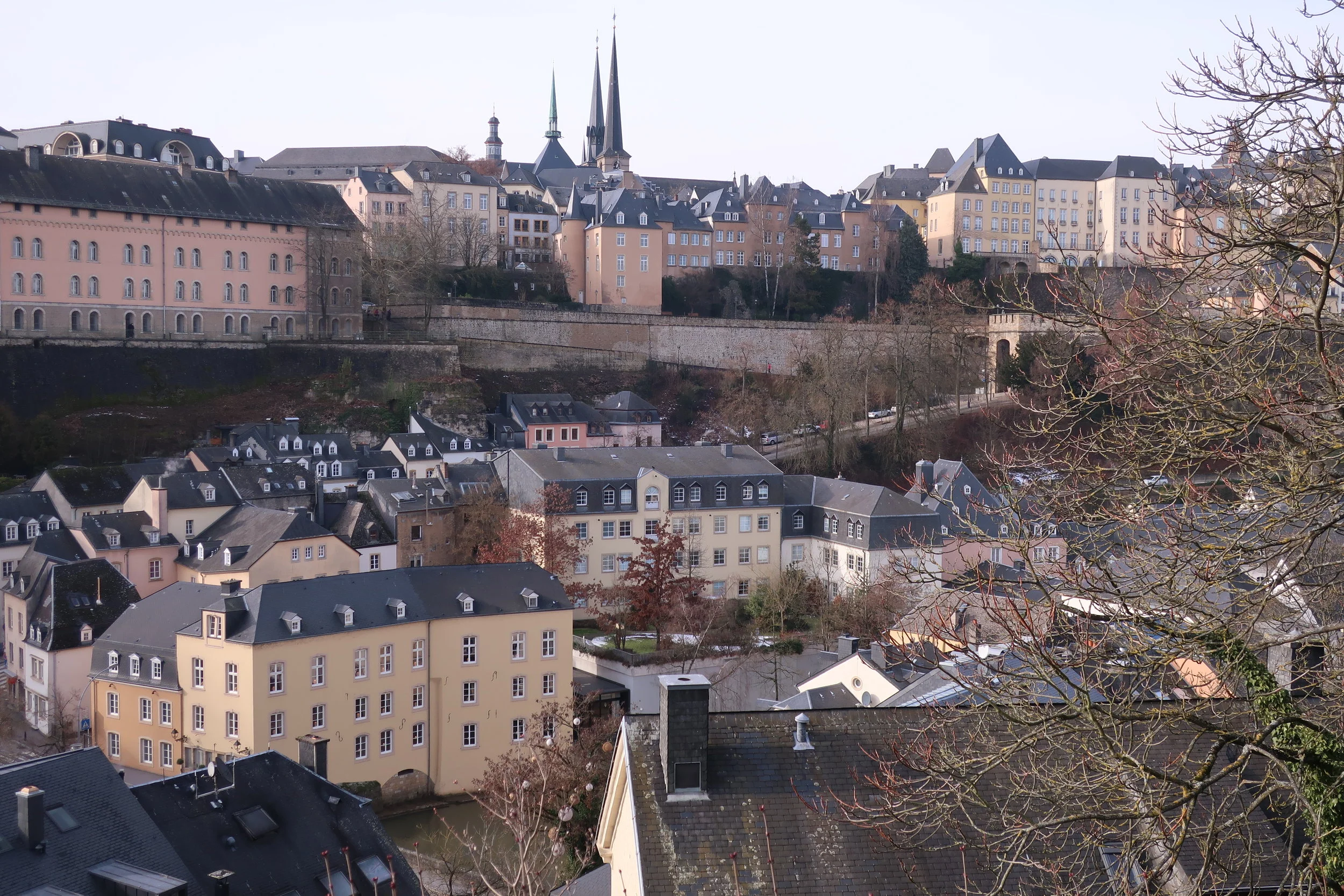  Luxembourg--Winter 2019--The Grund below the Corniche 