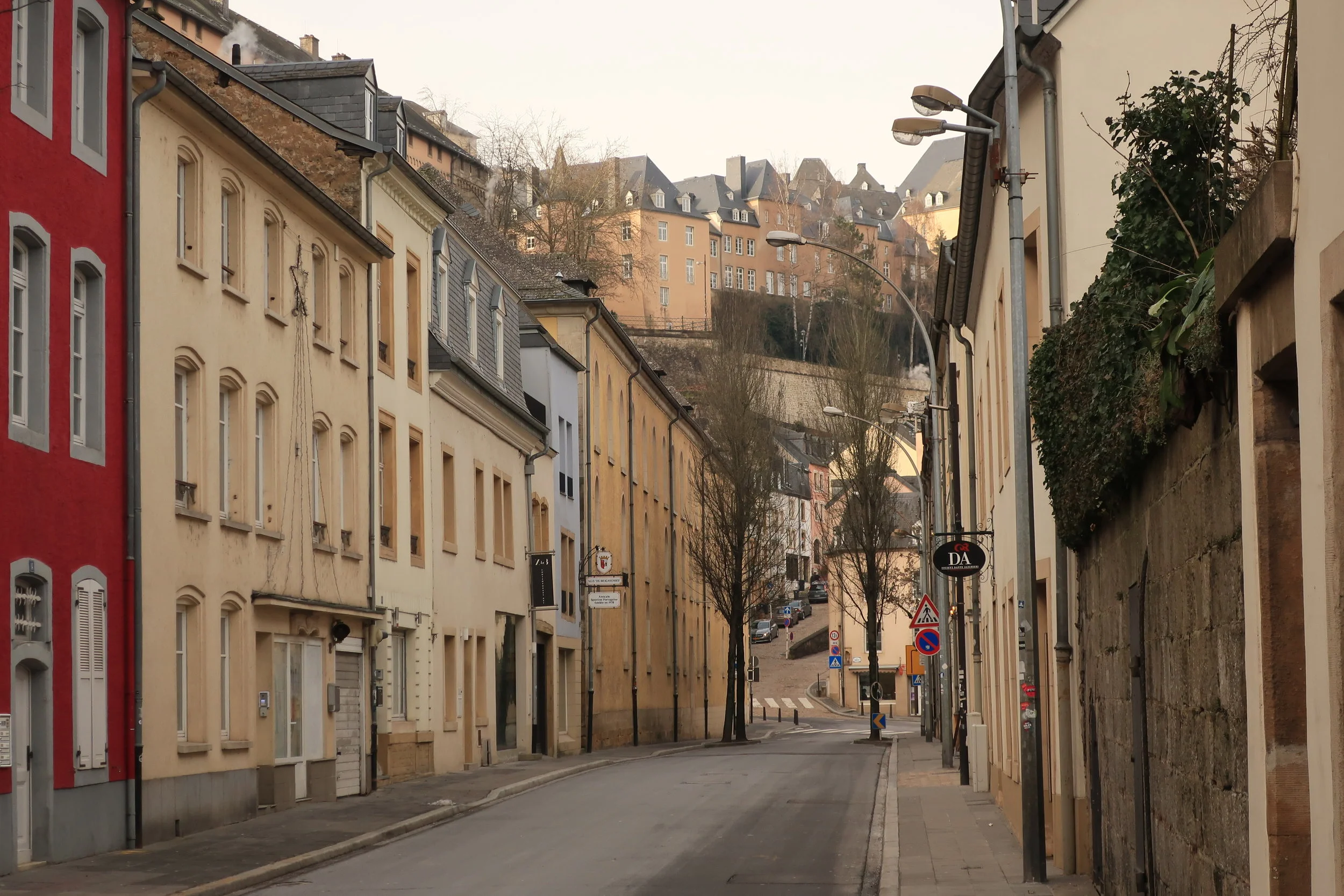  Luxembourg--Winter 2019--The Grund, at Rue Ulric 